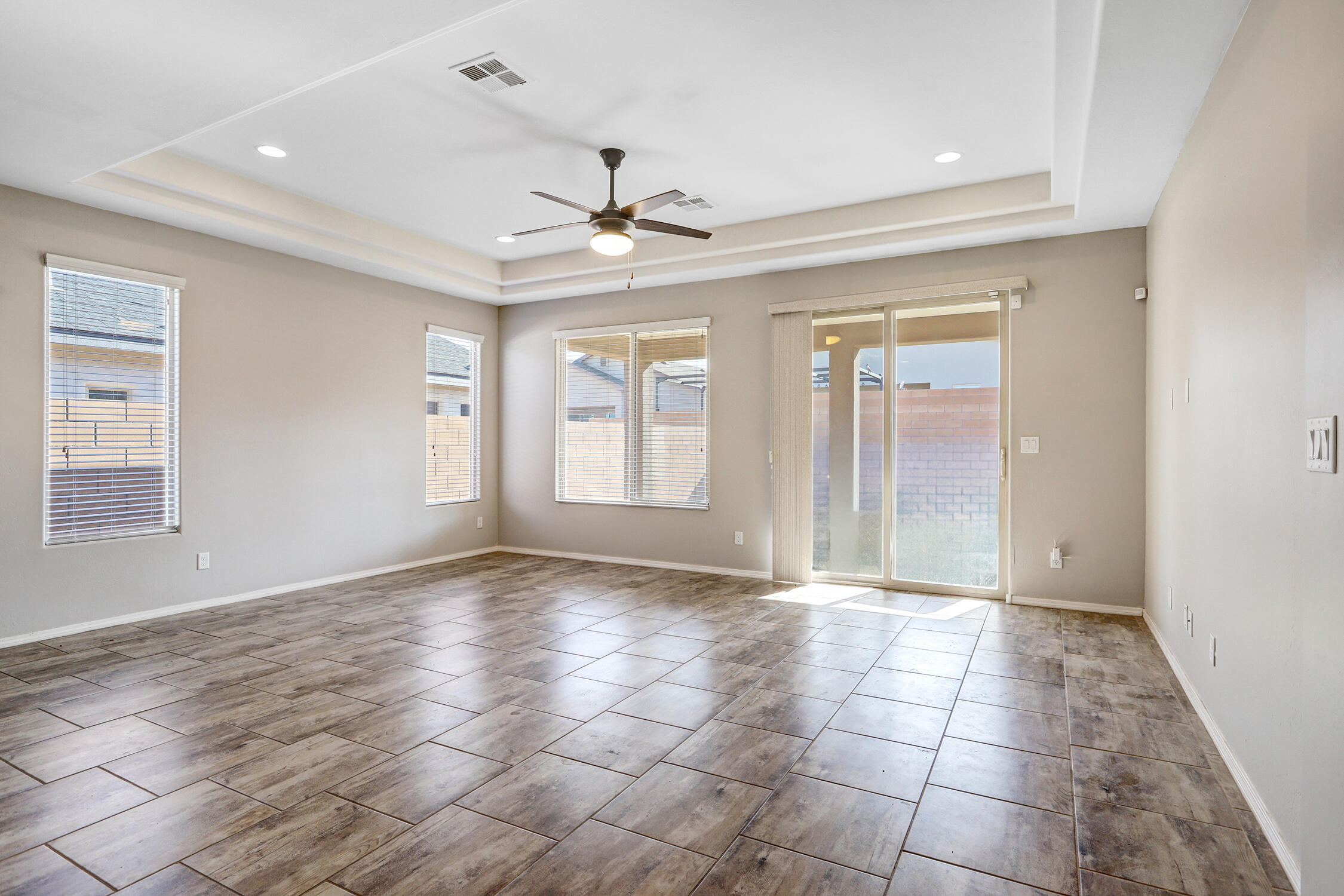Photo 10 — 6403 Red Falcon Drive NE