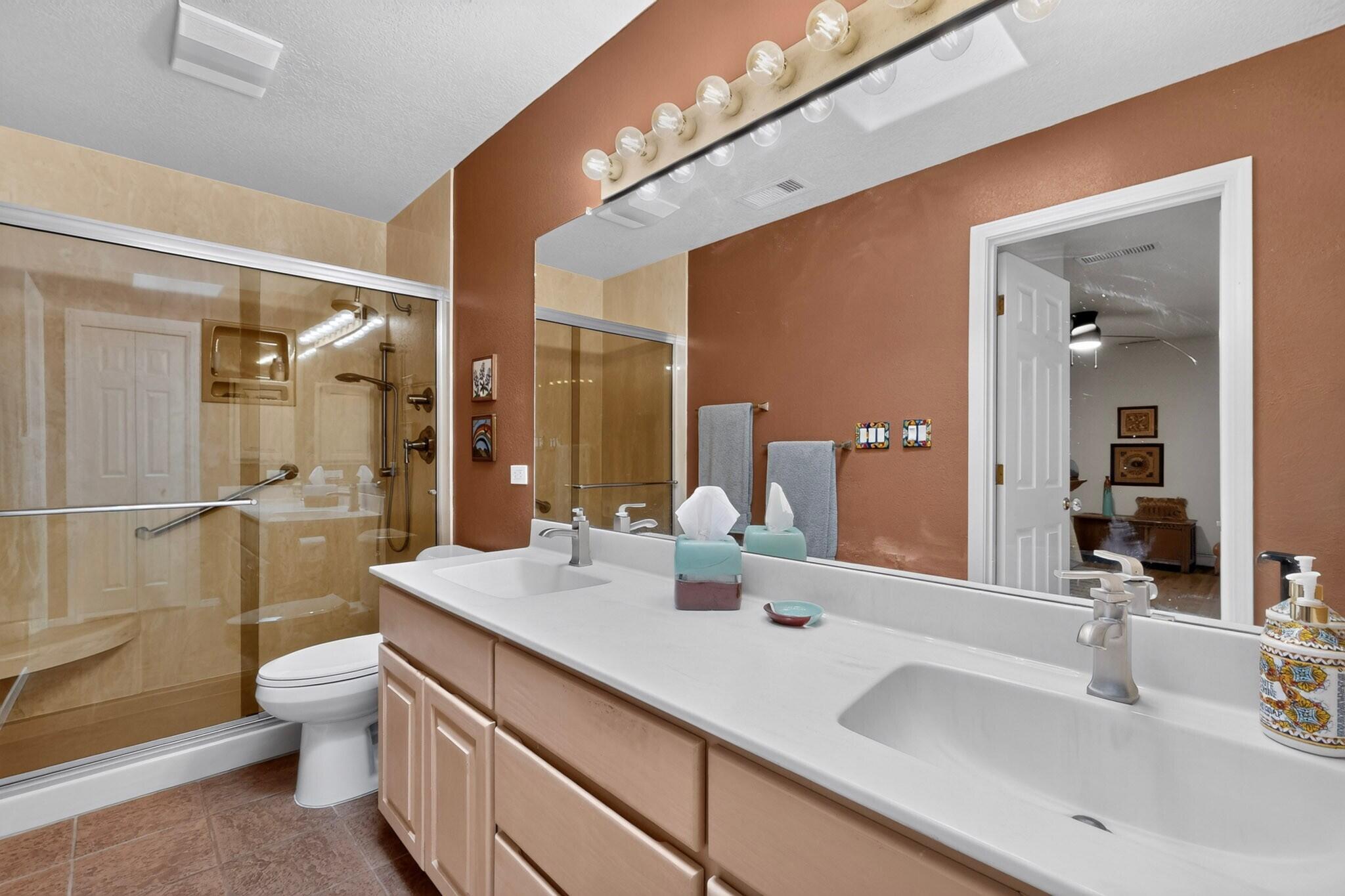 Photo 16 — 6603 Las Casitas Court NW