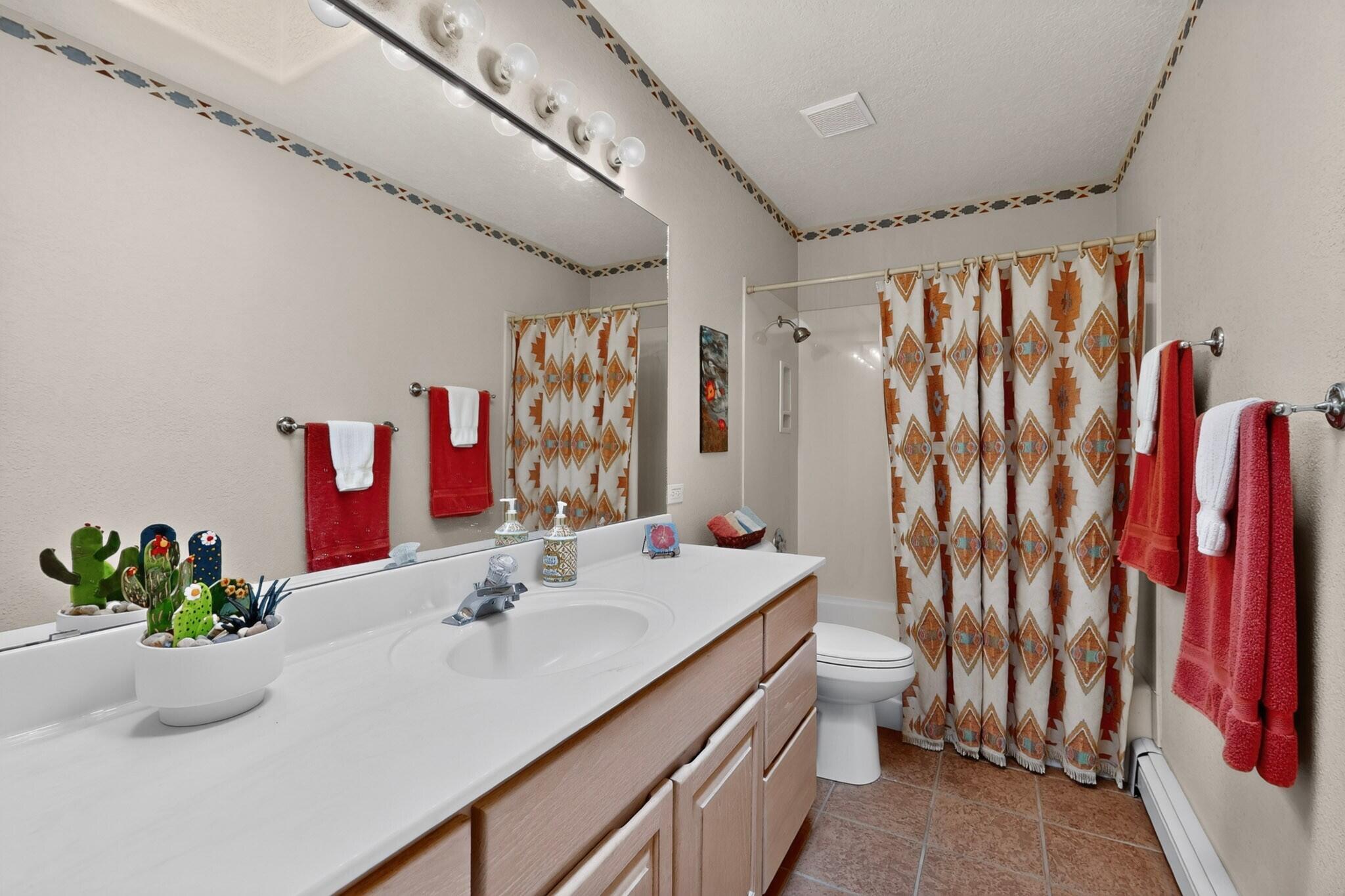 Photo 12 — 6603 Las Casitas Court NW