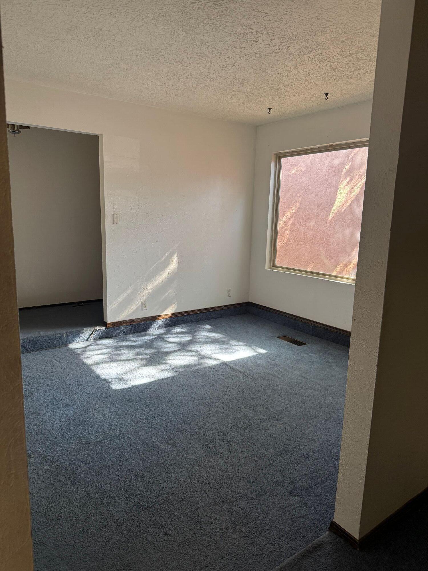 Photo 6 — 2705 La Charles Drive NE