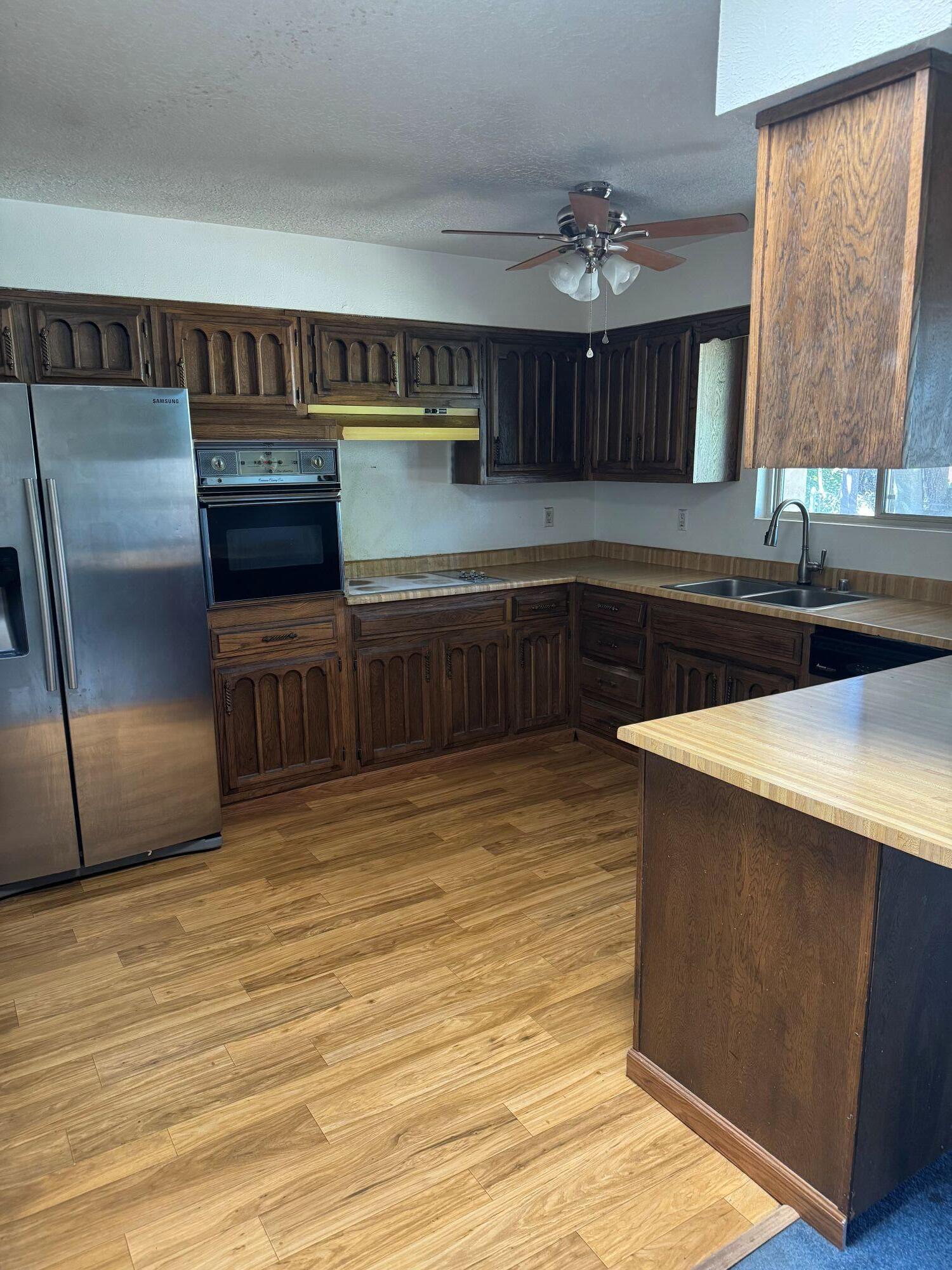 Photo 20 — 2705 La Charles Drive NE