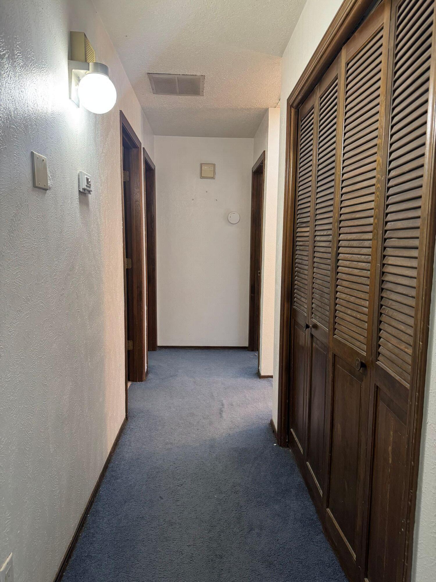 Photo 15 — 2705 La Charles Drive NE