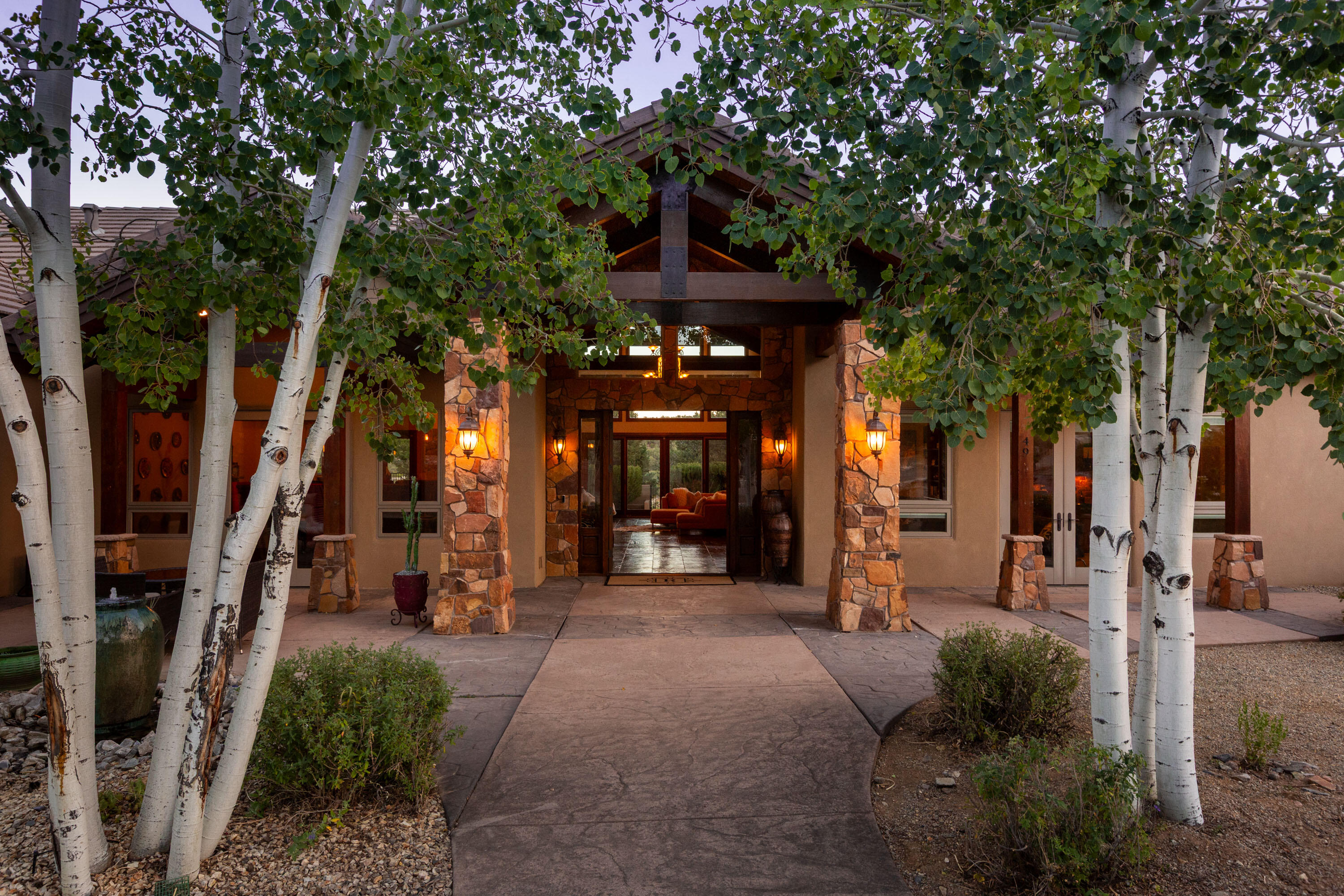 49 Broken Arrow Place, Sandia Park, NM 87047