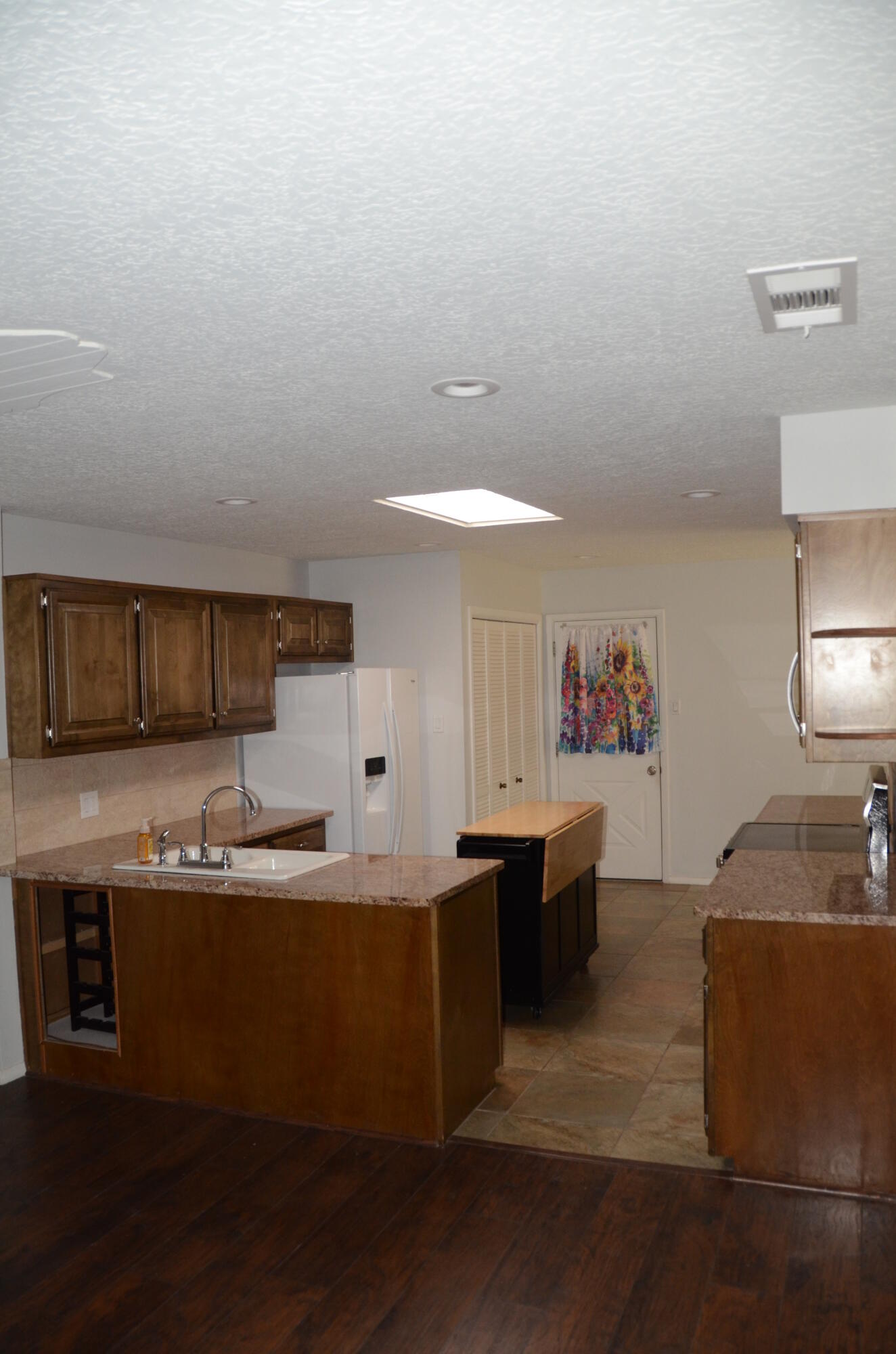 Photo 12 — 3291 Esplanade Circle SE