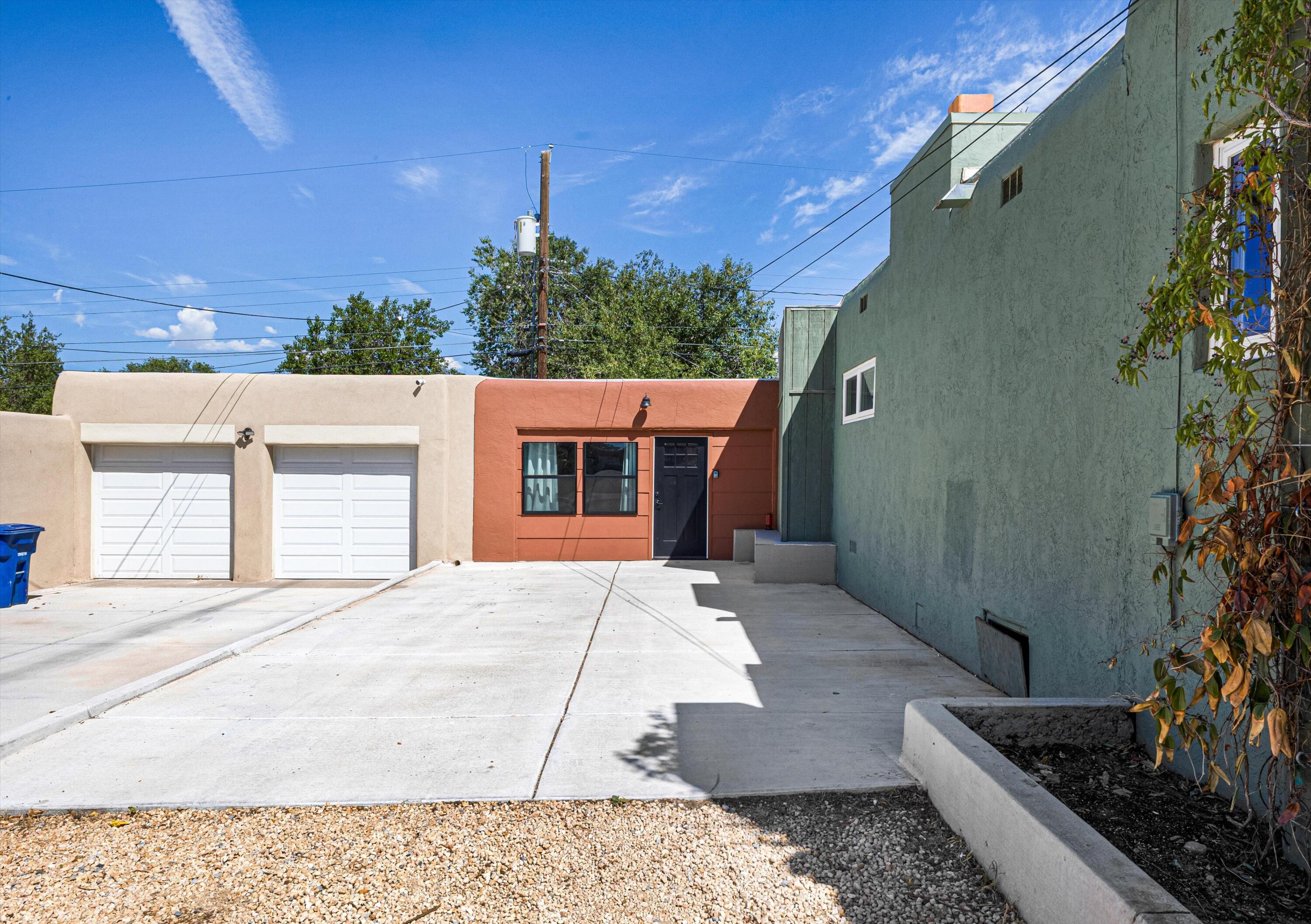 Photo 3 — 1100 Dartmouth Drive NE