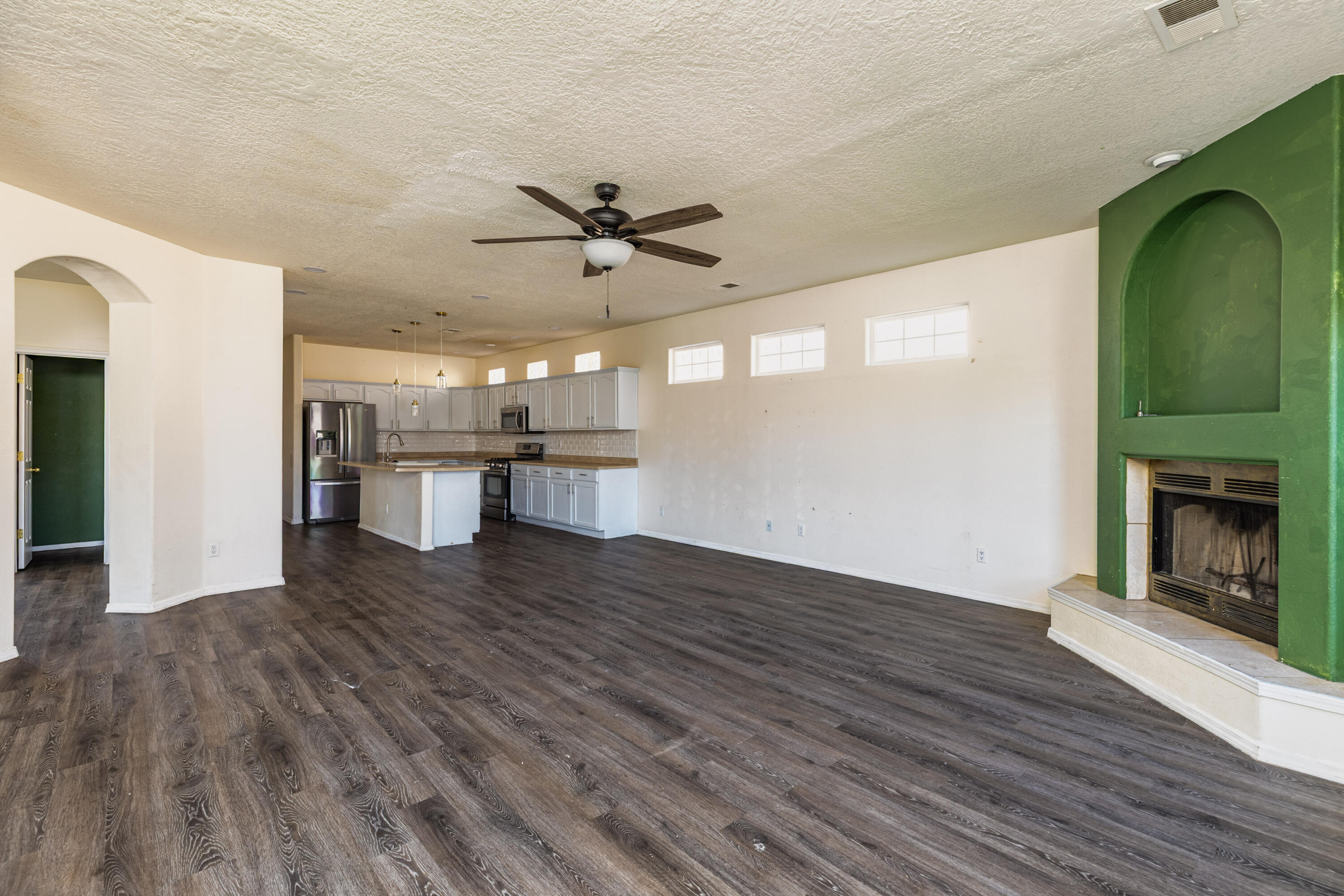 Photo 3 — 9635 Kilauea Avenue NW