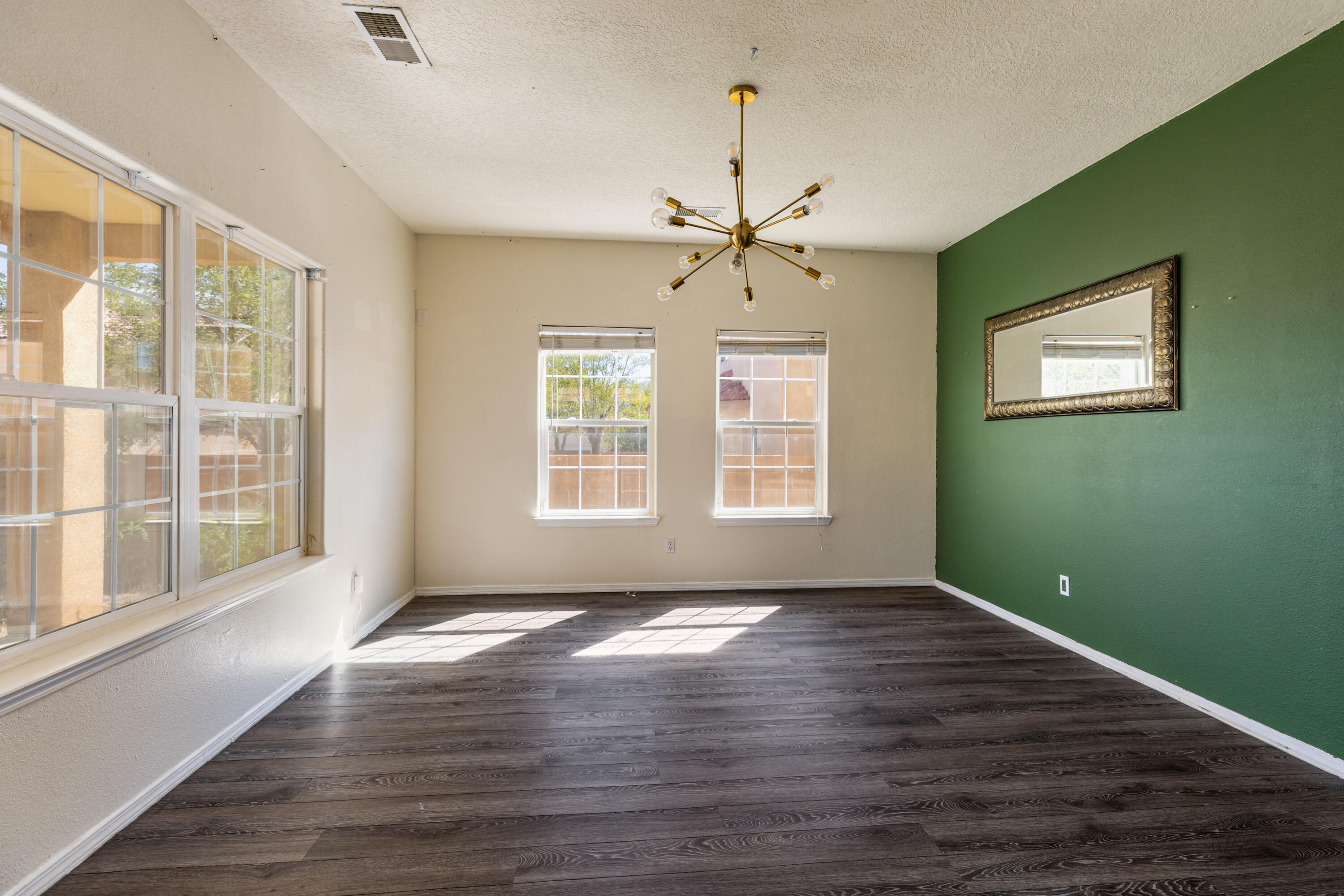 Photo 5 — 9635 Kilauea Avenue NW