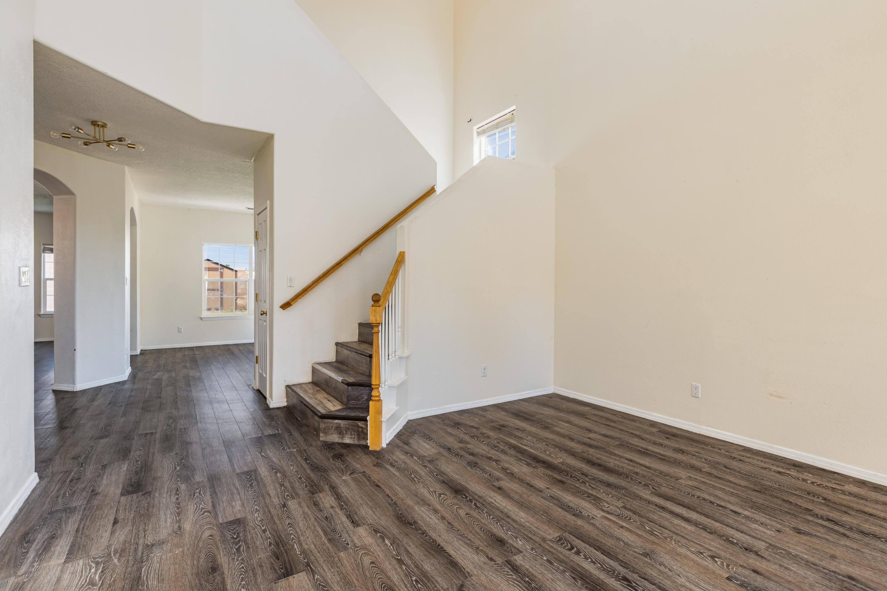 Photo 8 — 9635 Kilauea Avenue NW