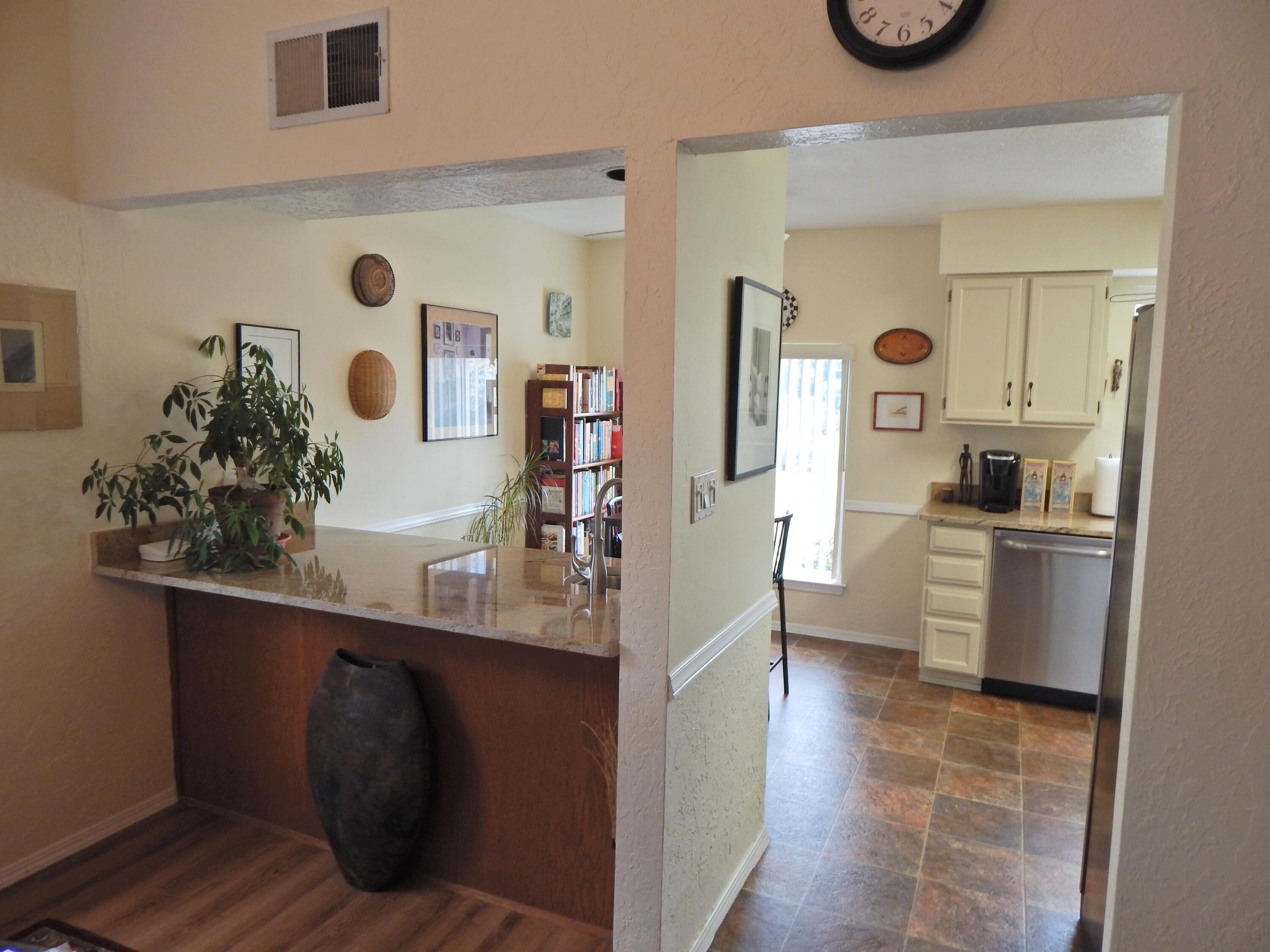 Photo 13 — 1605 Propps Street NE