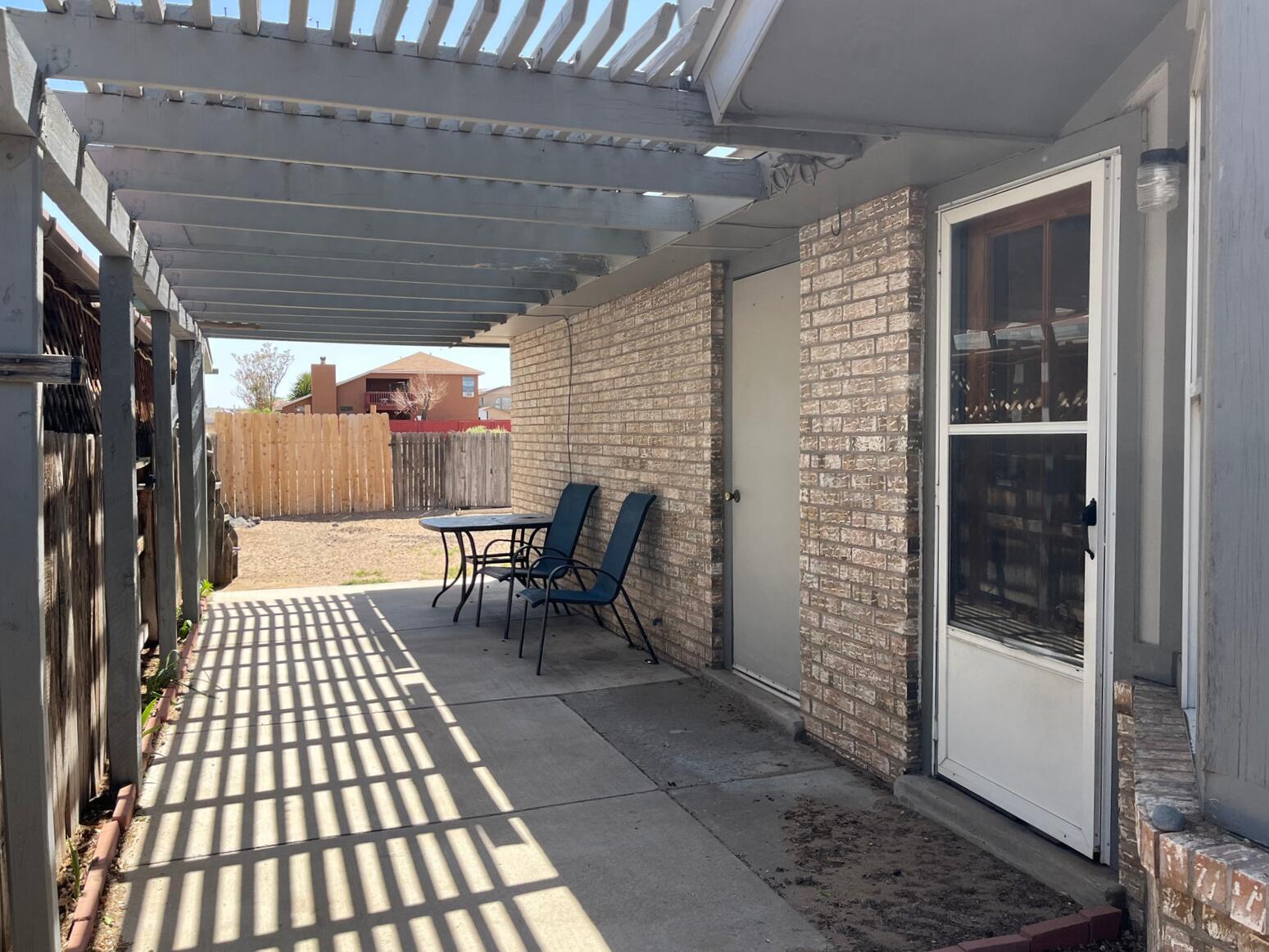 Photo 6 — 5216 Chuckwagon Trail NW