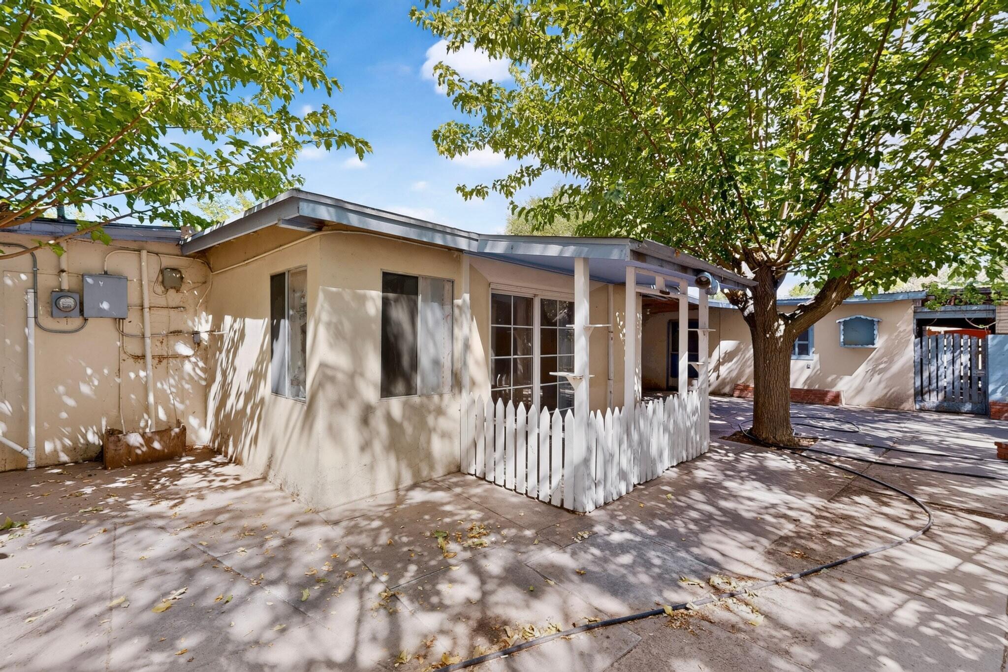 Photo 12 — 1860 Elena Circle SW