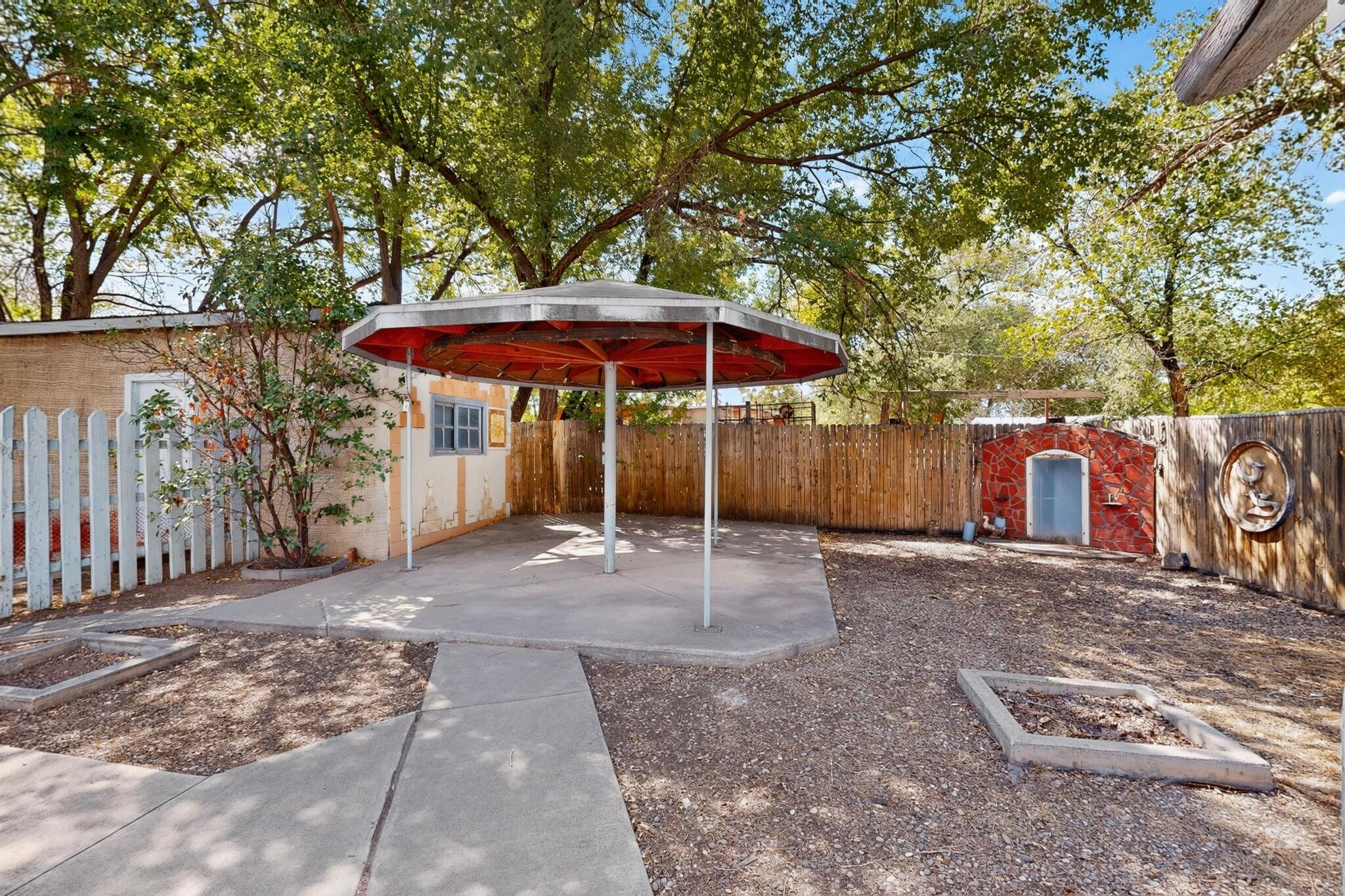 Photo 5 — 1860 Elena Circle SW