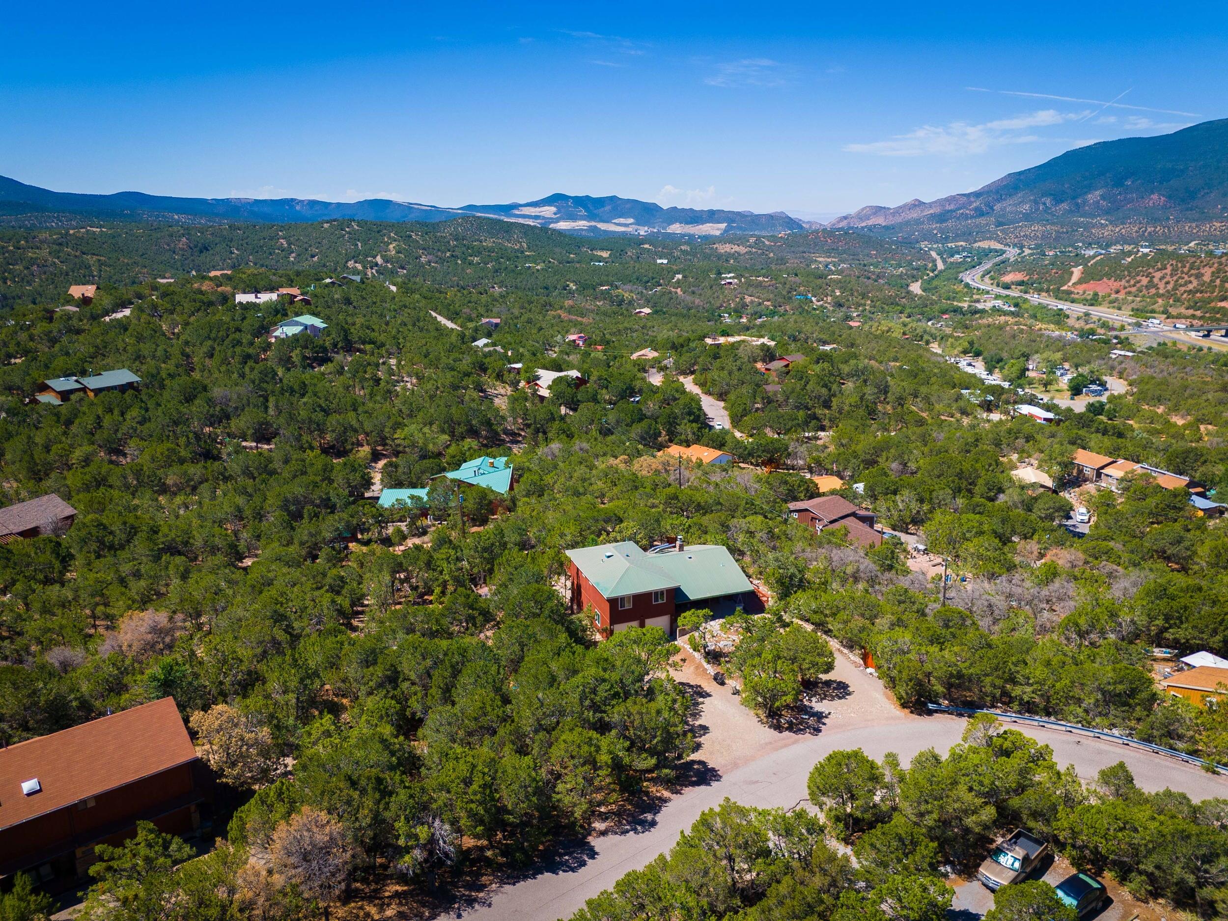 Photo 2 — 17 Tejon Drive