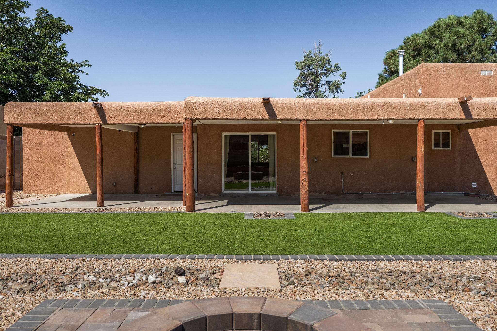 Photo 10 — 4508 Piedra Blanca Street NE