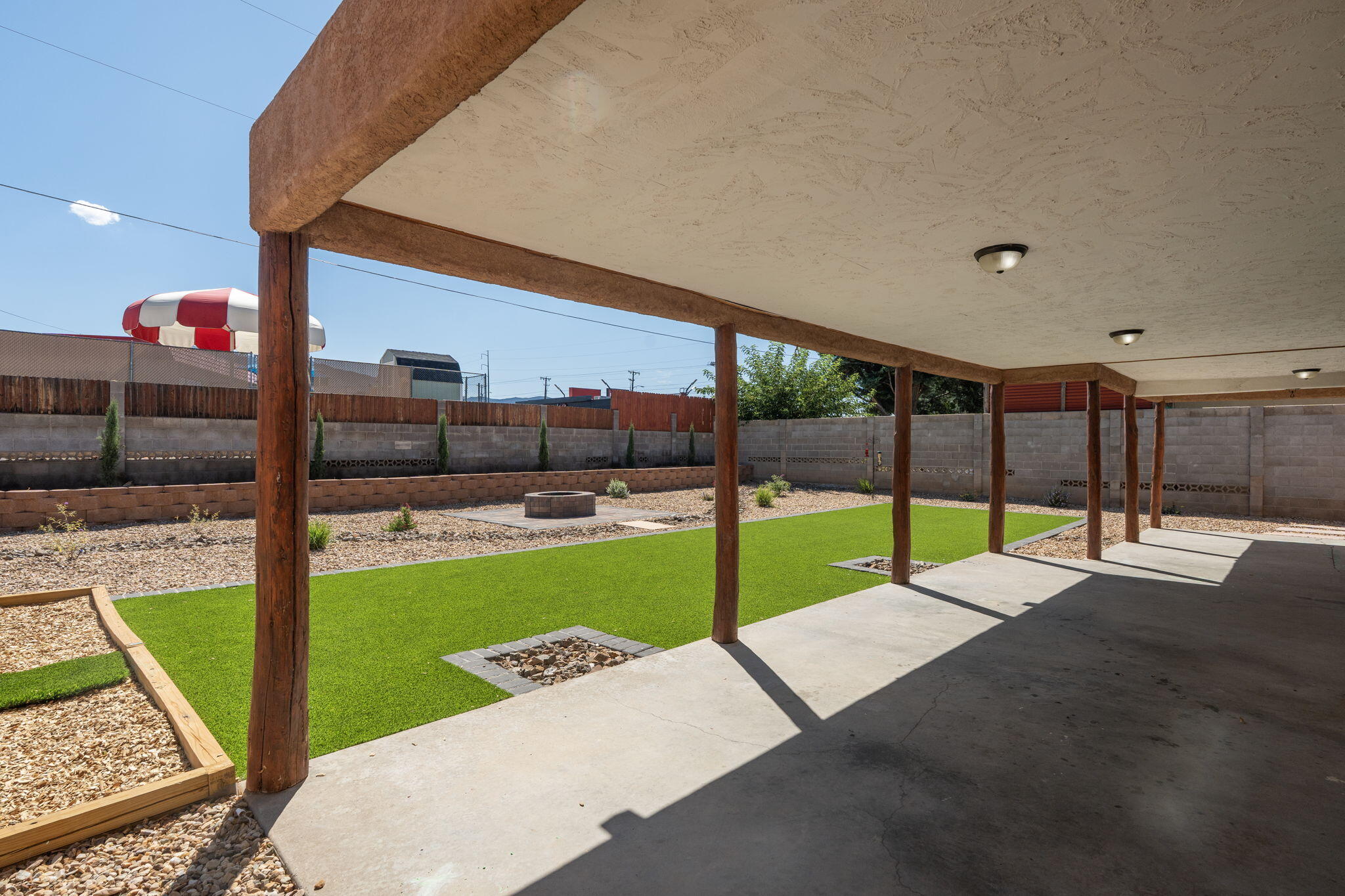 Photo 7 — 4508 Piedra Blanca Street NE