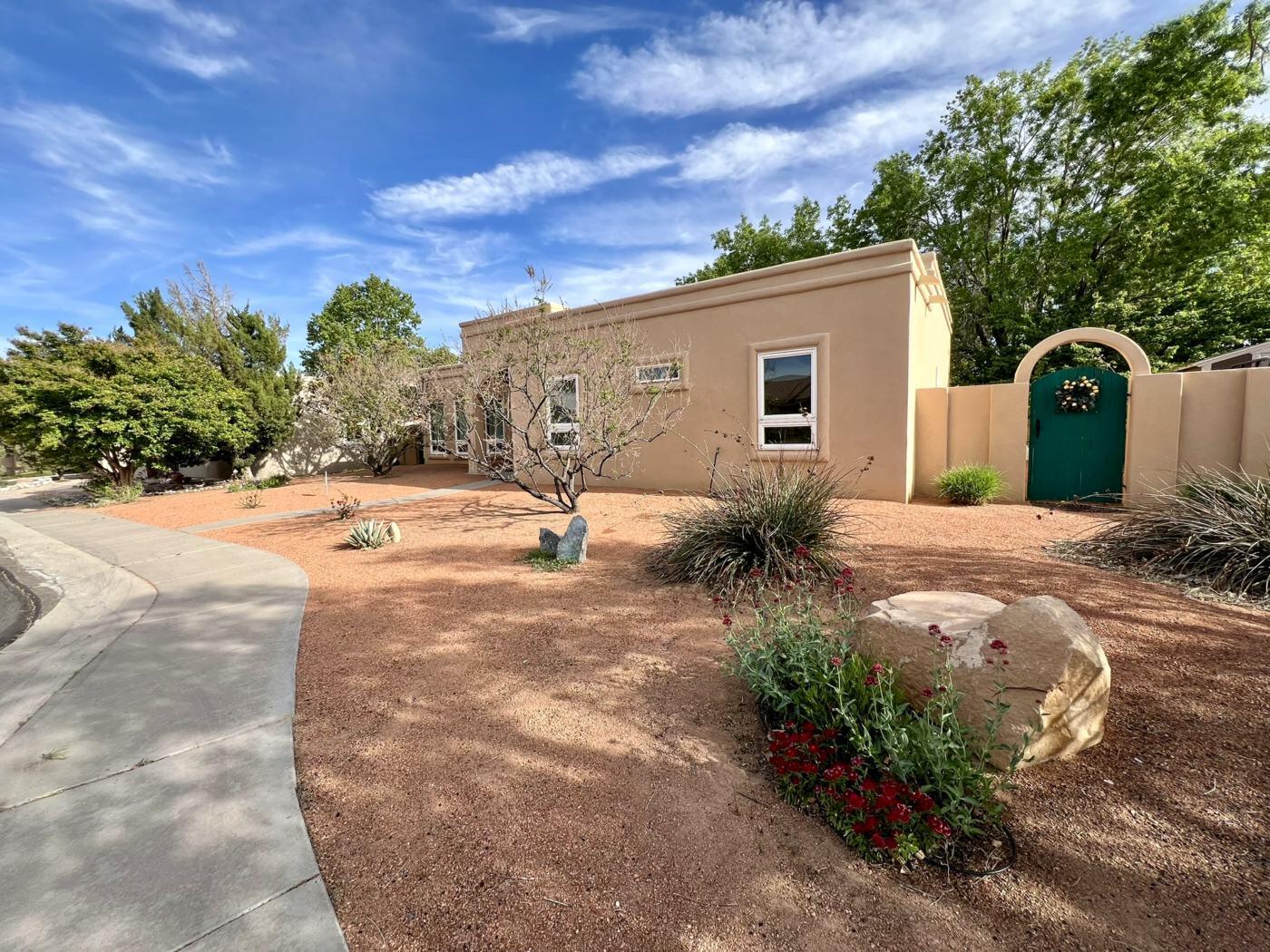 Photo 6 — 7516 Parkwood Drive NW
