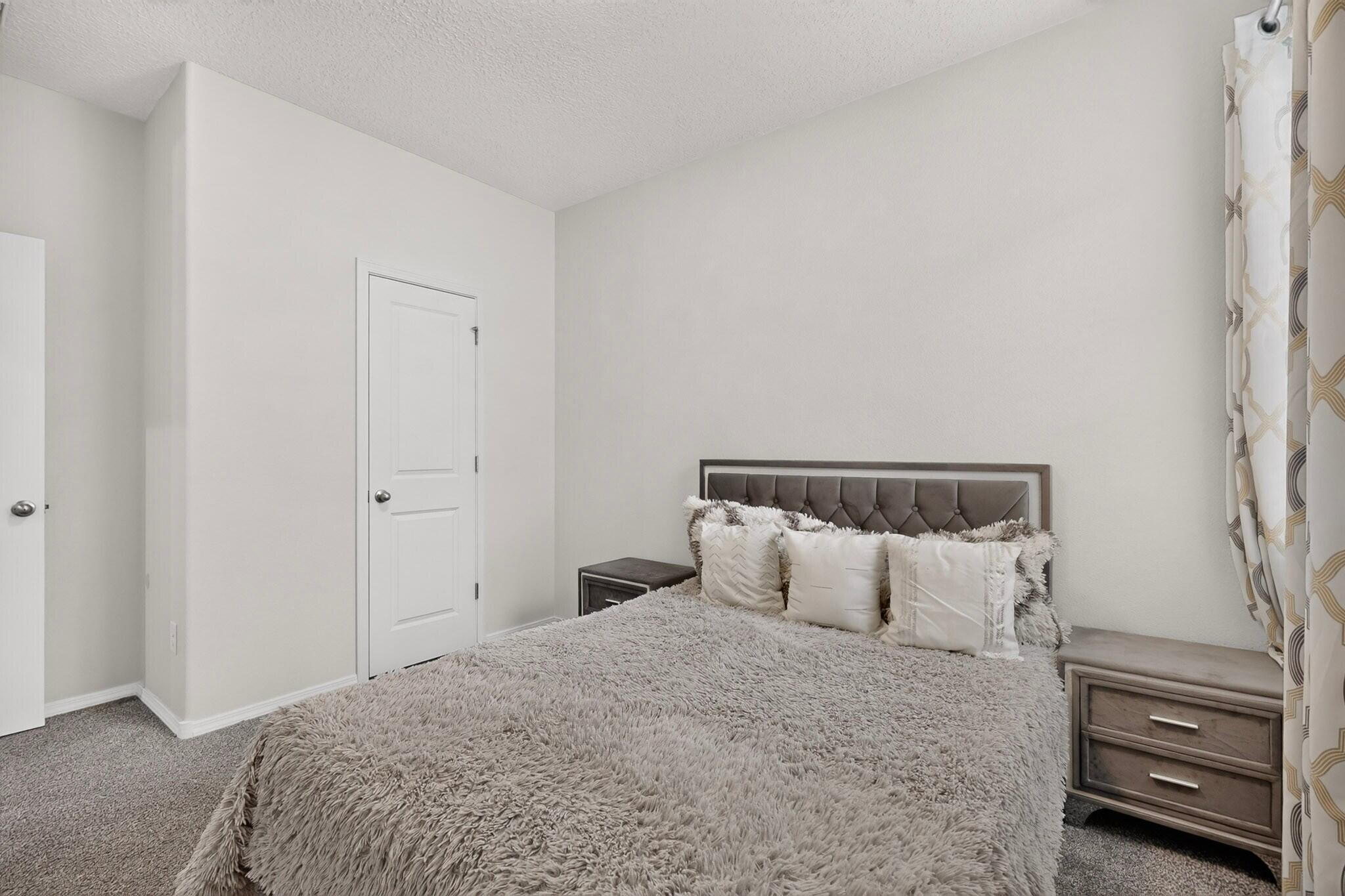 Photo 15 — 9367 Sidreaux Loop NW