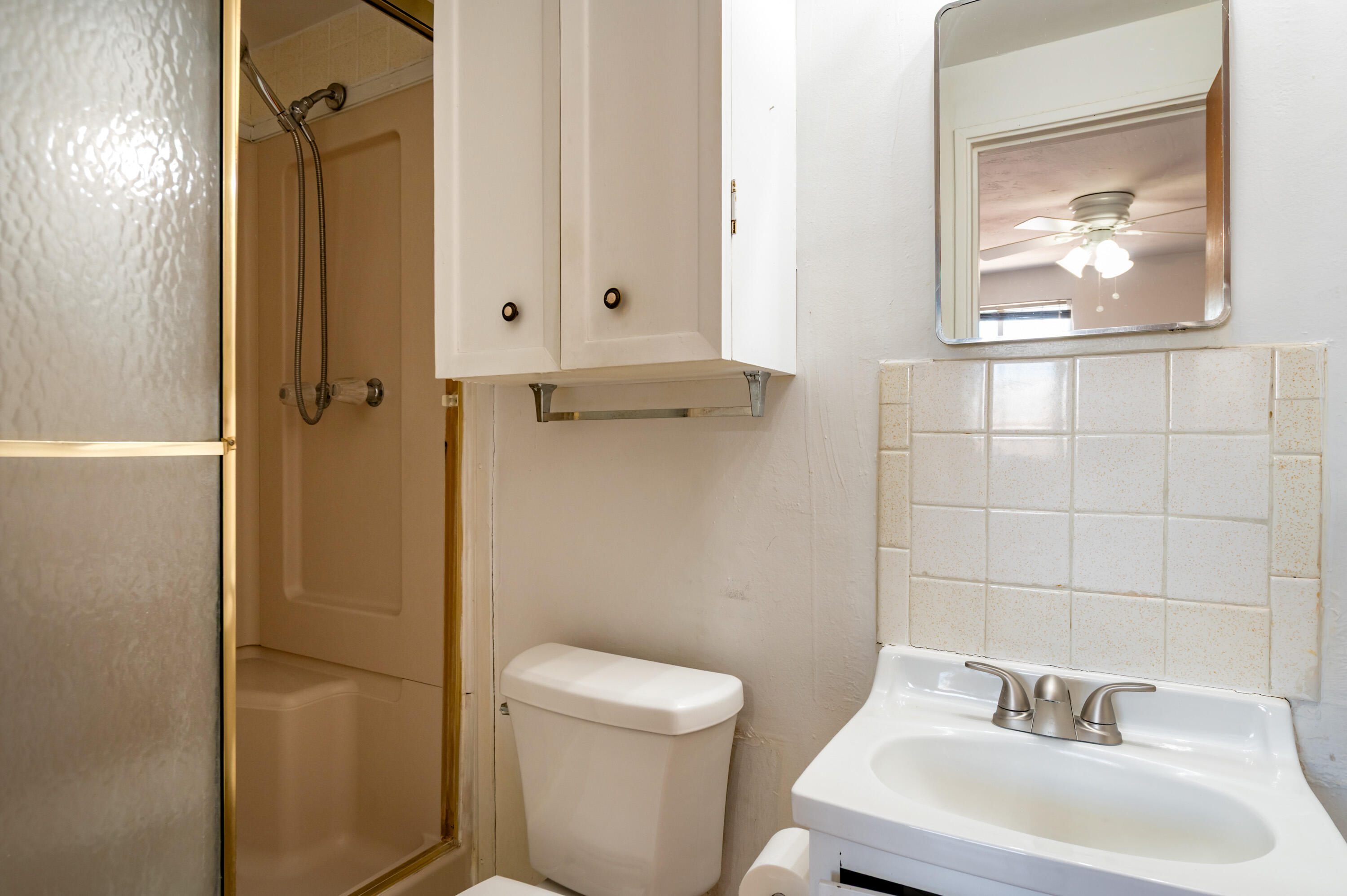Photo 10 — 6104 Aztec Road NE