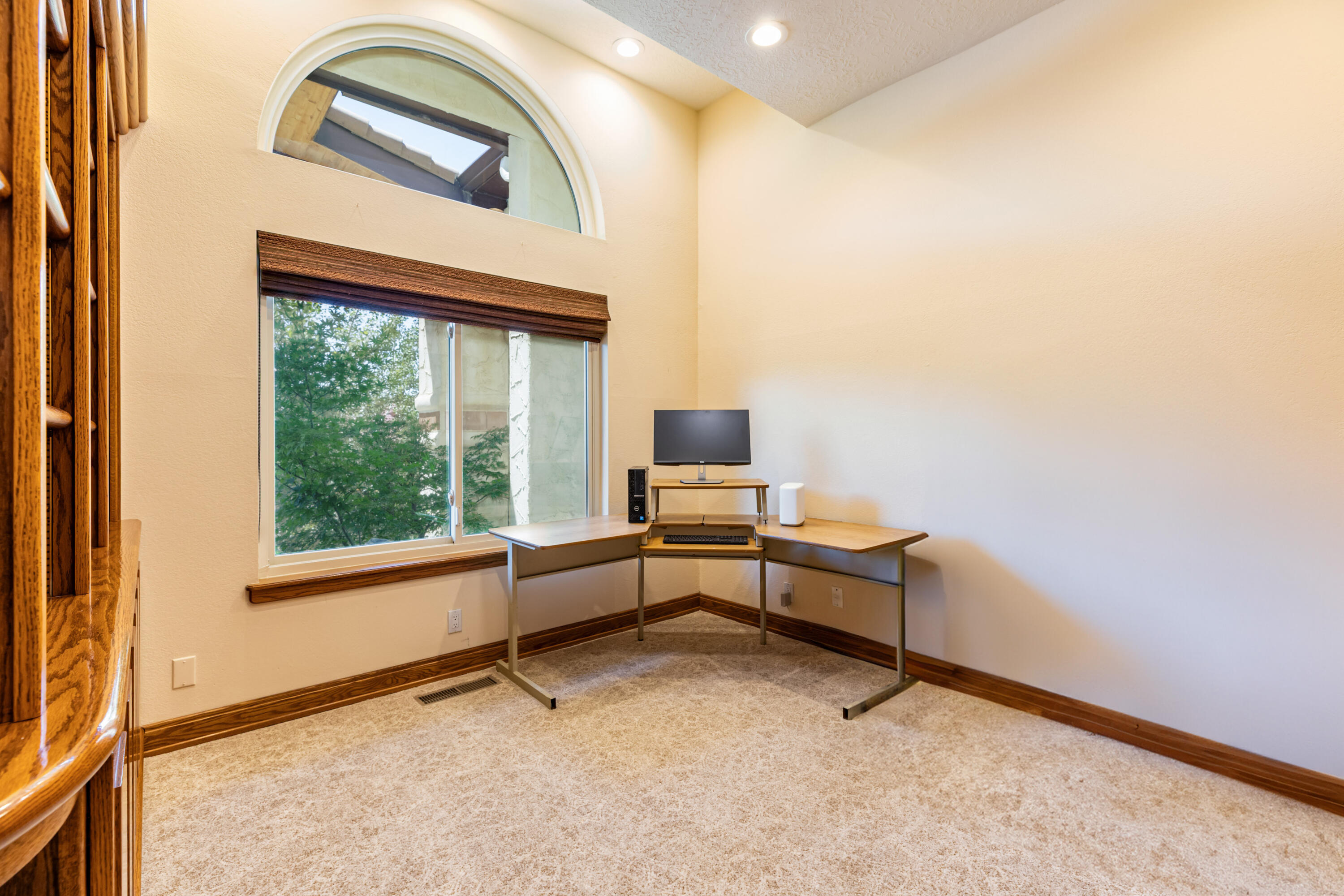 Photo 18 — 14021 Wind Mountain Road NE