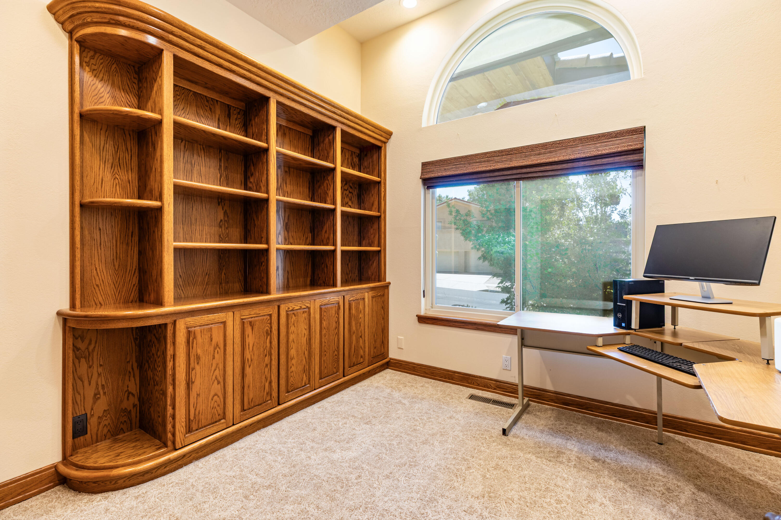Photo 17 — 14021 Wind Mountain Road NE