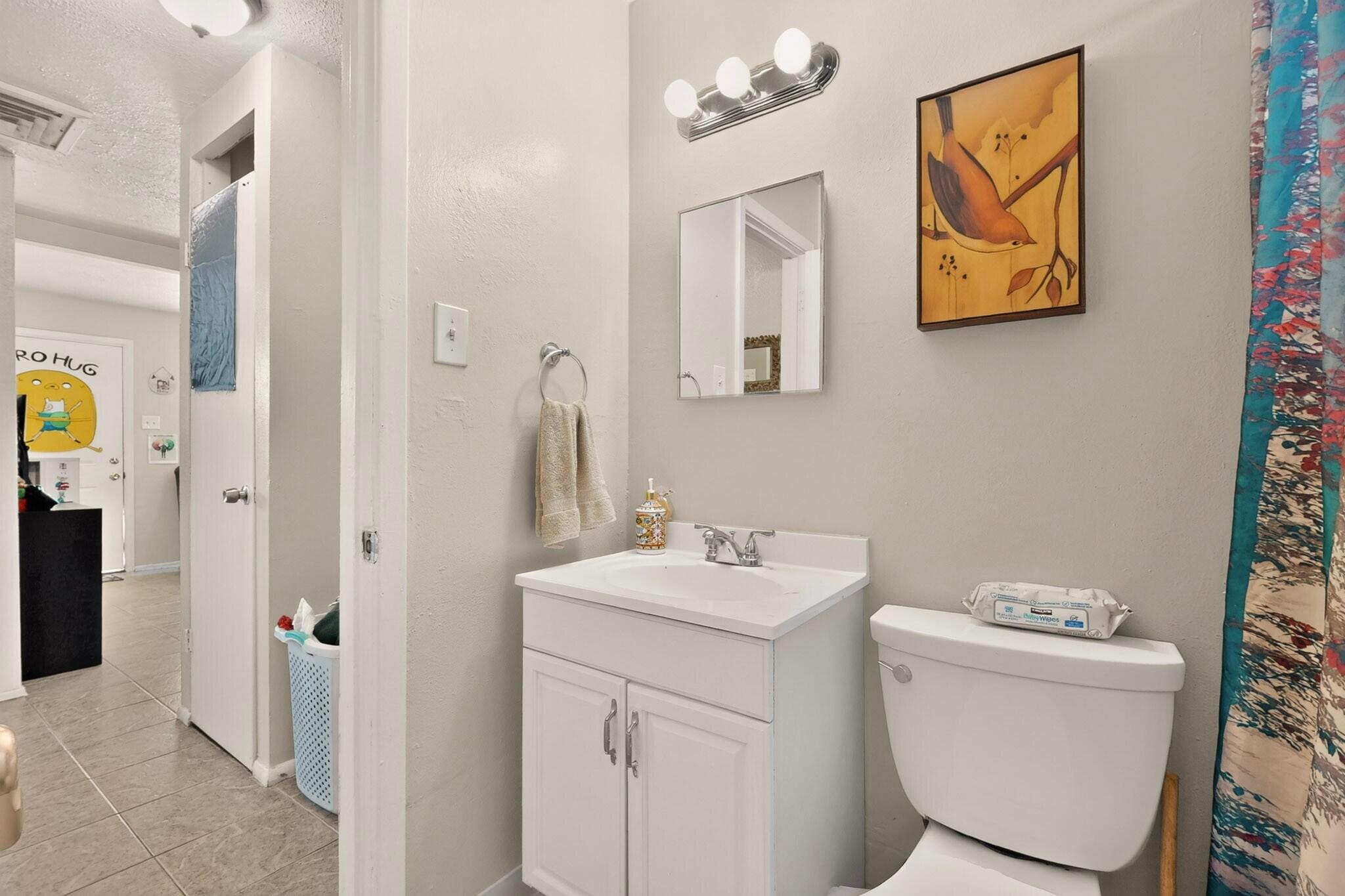 Photo 10 — 510 Mesilla Street SE 1-4