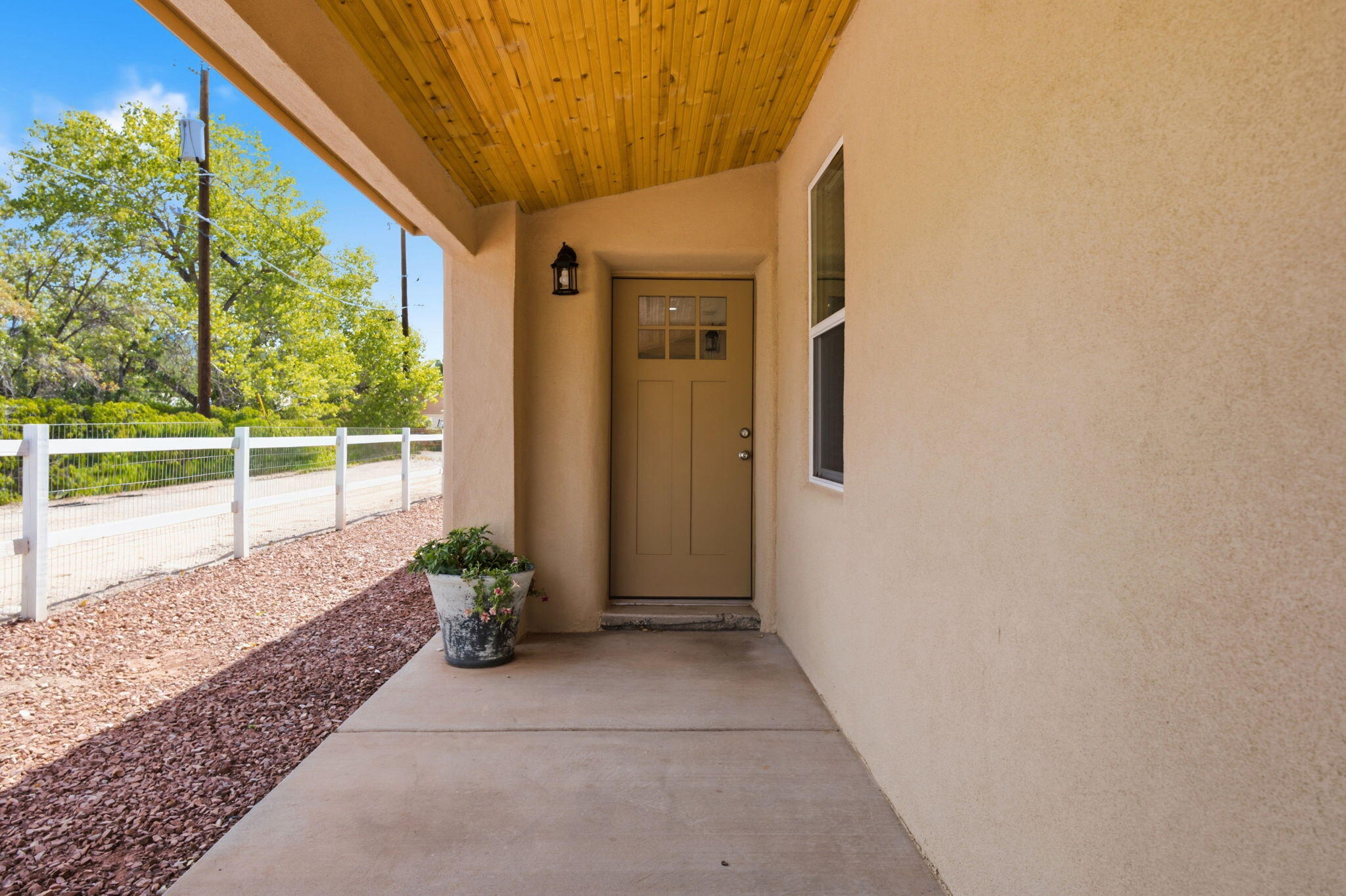 Photo 15 — 9017 Guadalupe Trail NW
