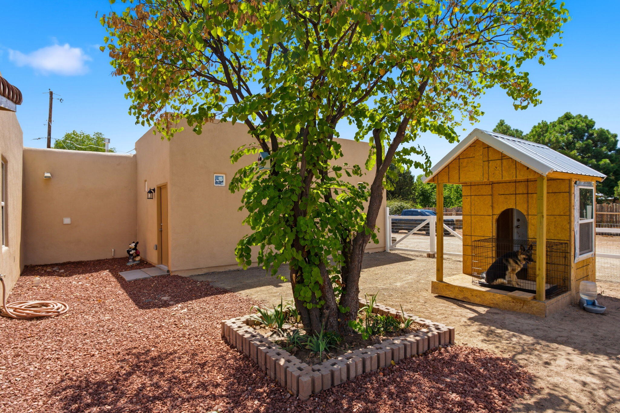 Photo 11 — 9017 Guadalupe Trail NW
