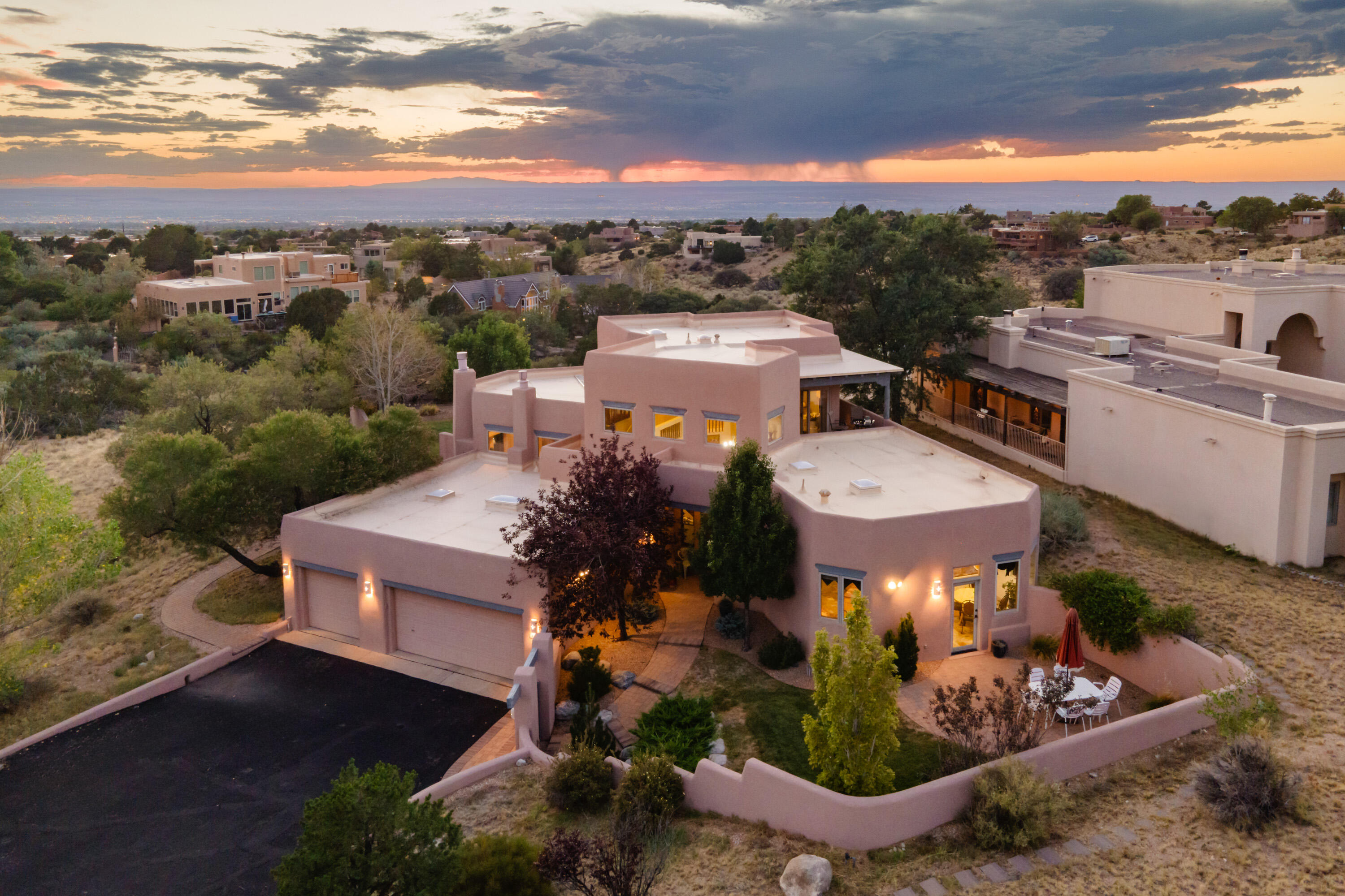 1524 Eagle Ridge Road NE, Albuquerque, NM 87122