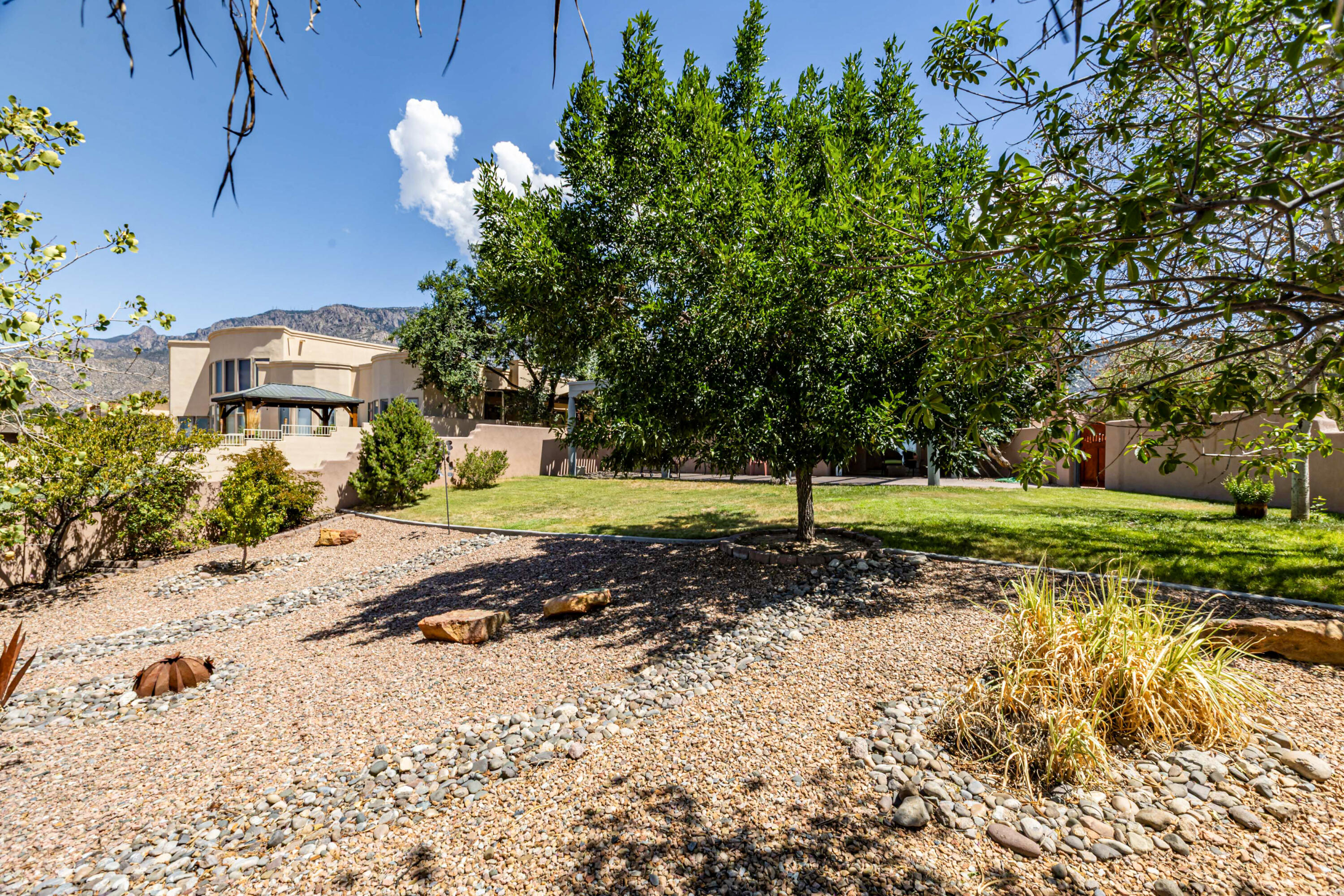Photo 18 — 1524 Eagle Ridge Road NE