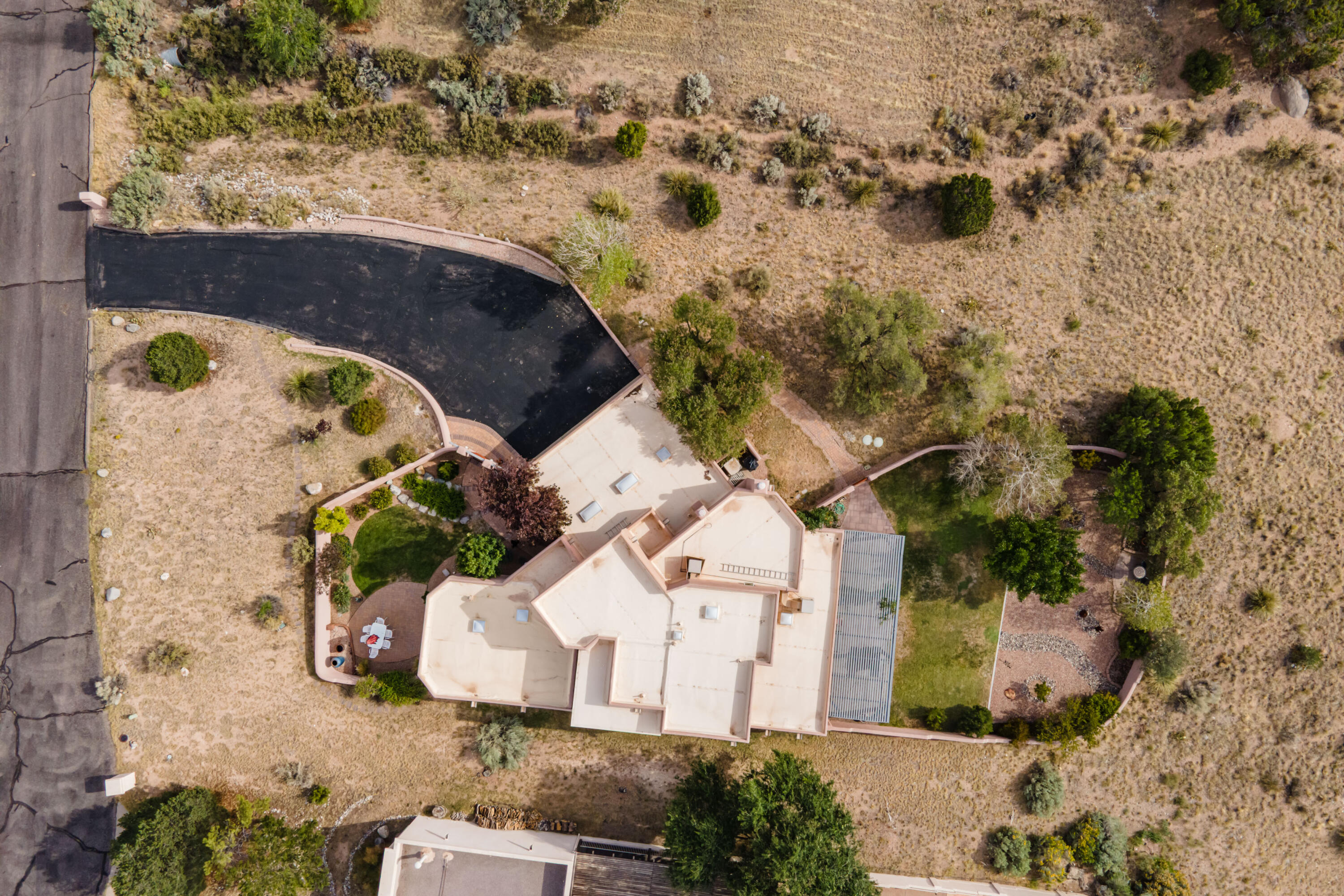Photo 3 — 1524 Eagle Ridge Road NE