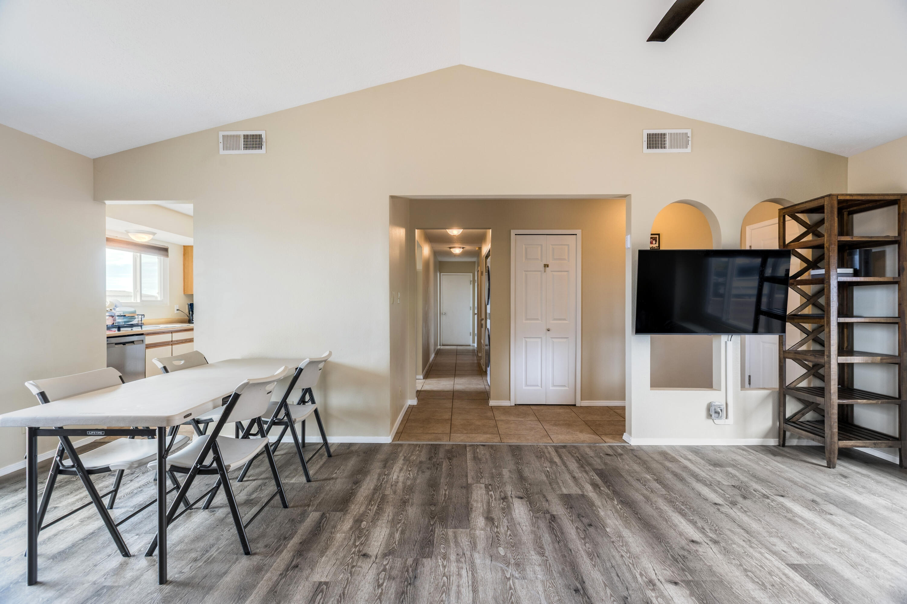 Photo 3 — 4544 Rockaway Loop NE