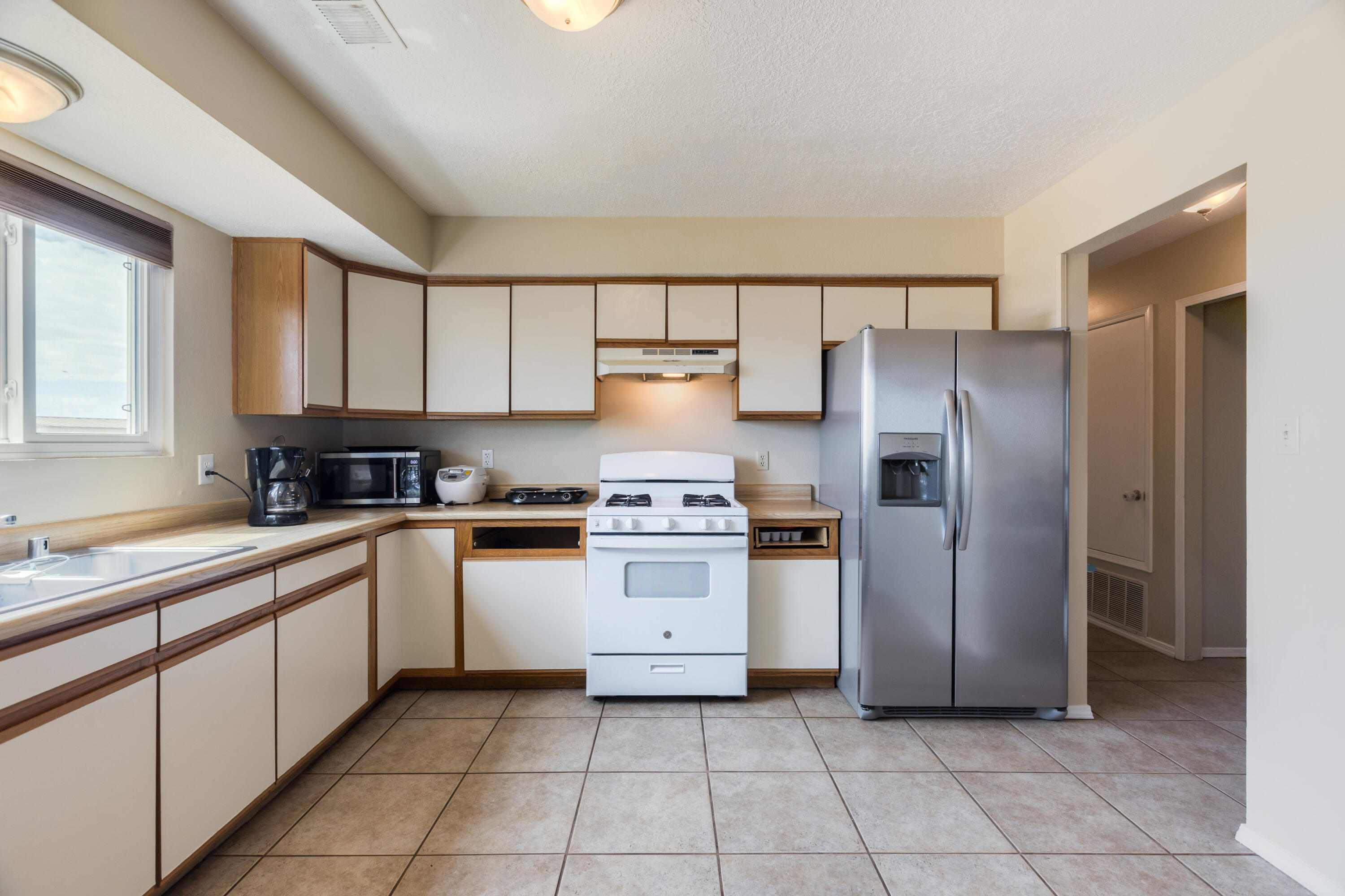 Photo 6 — 4544 Rockaway Loop NE