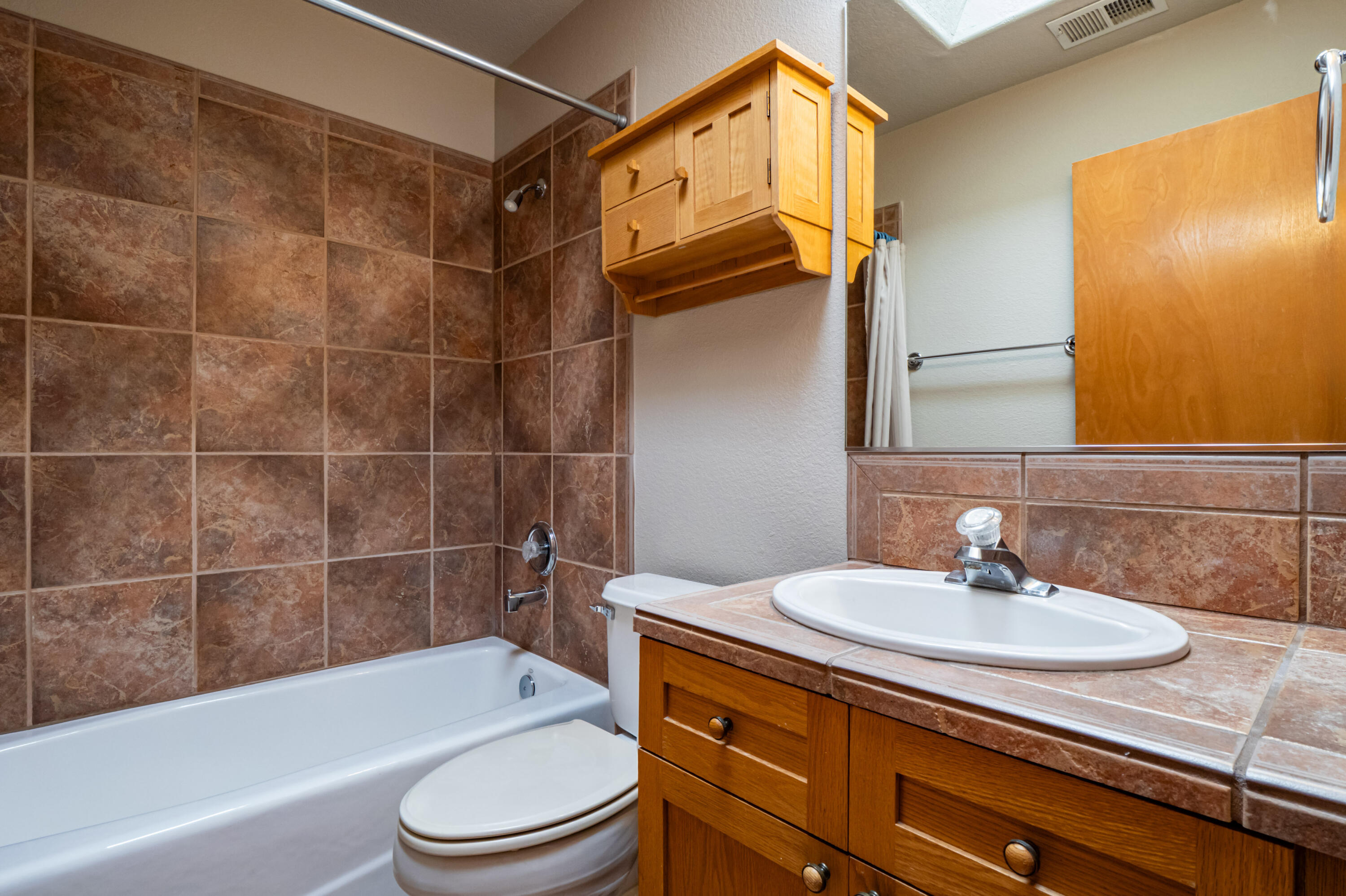Photo 7 — 4211 Bryan Avenue NW