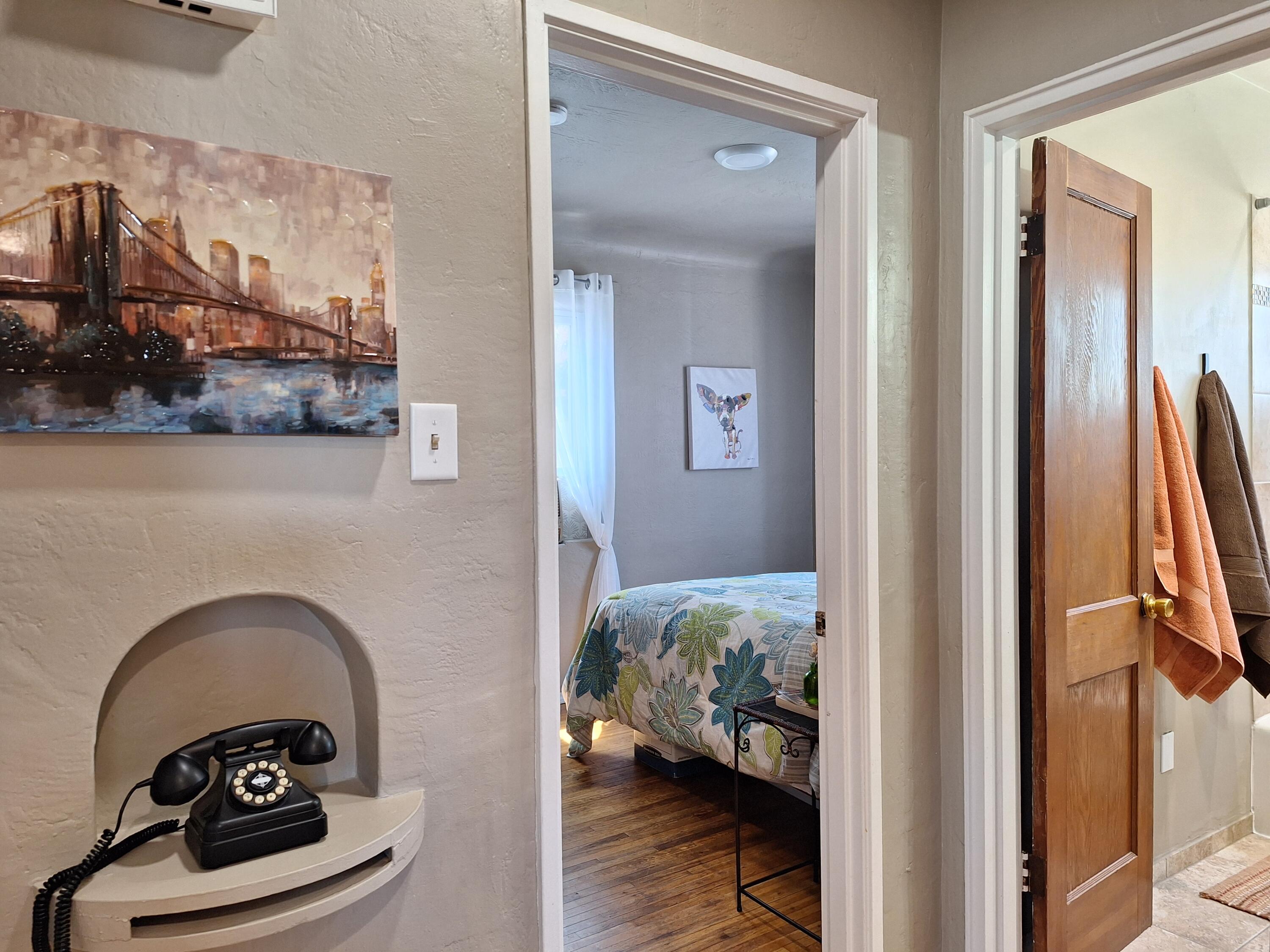 Photo 14 — 2829 Sierra Drive NE