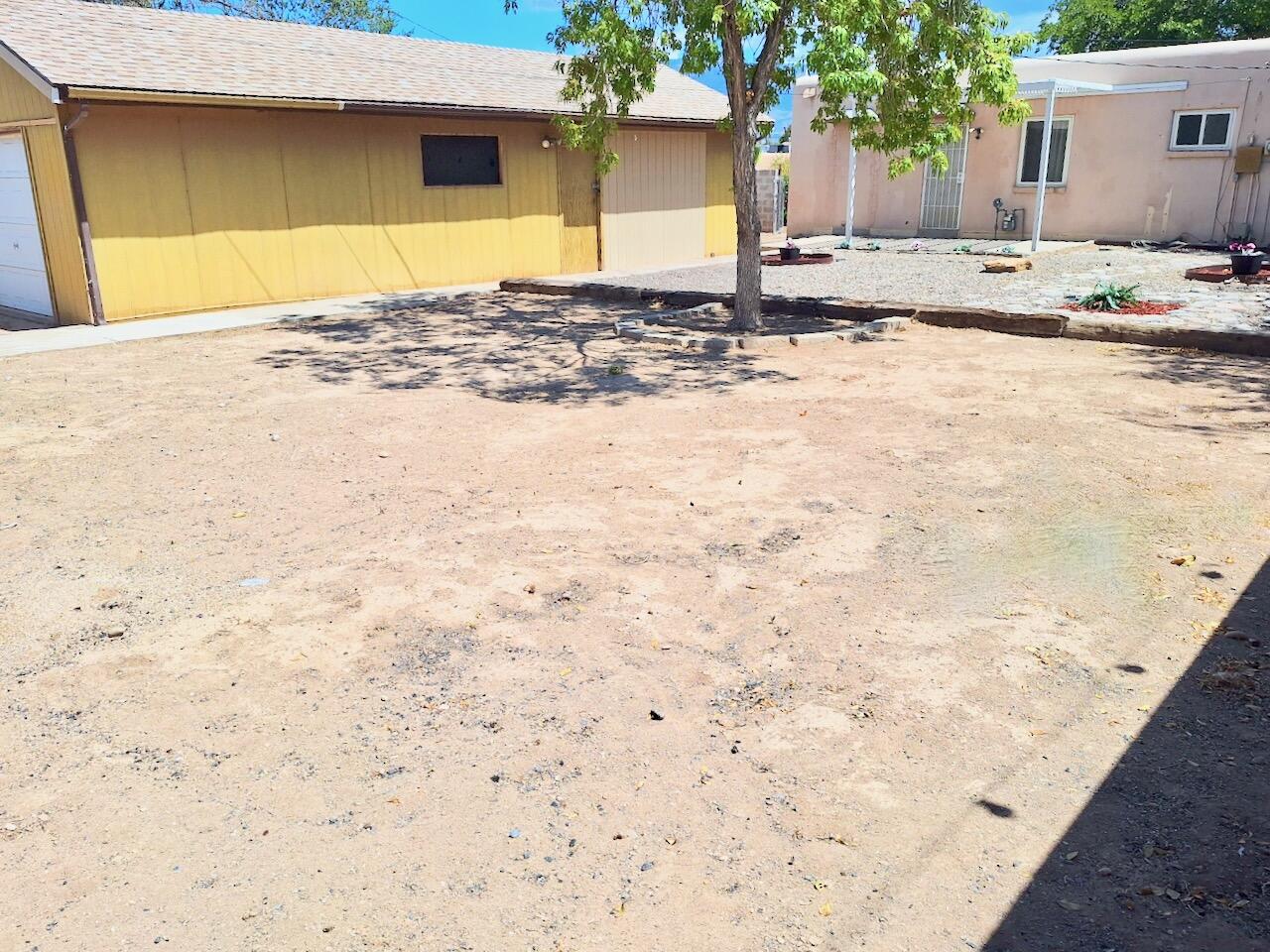 Photo 3 — 2829 Sierra Drive NE