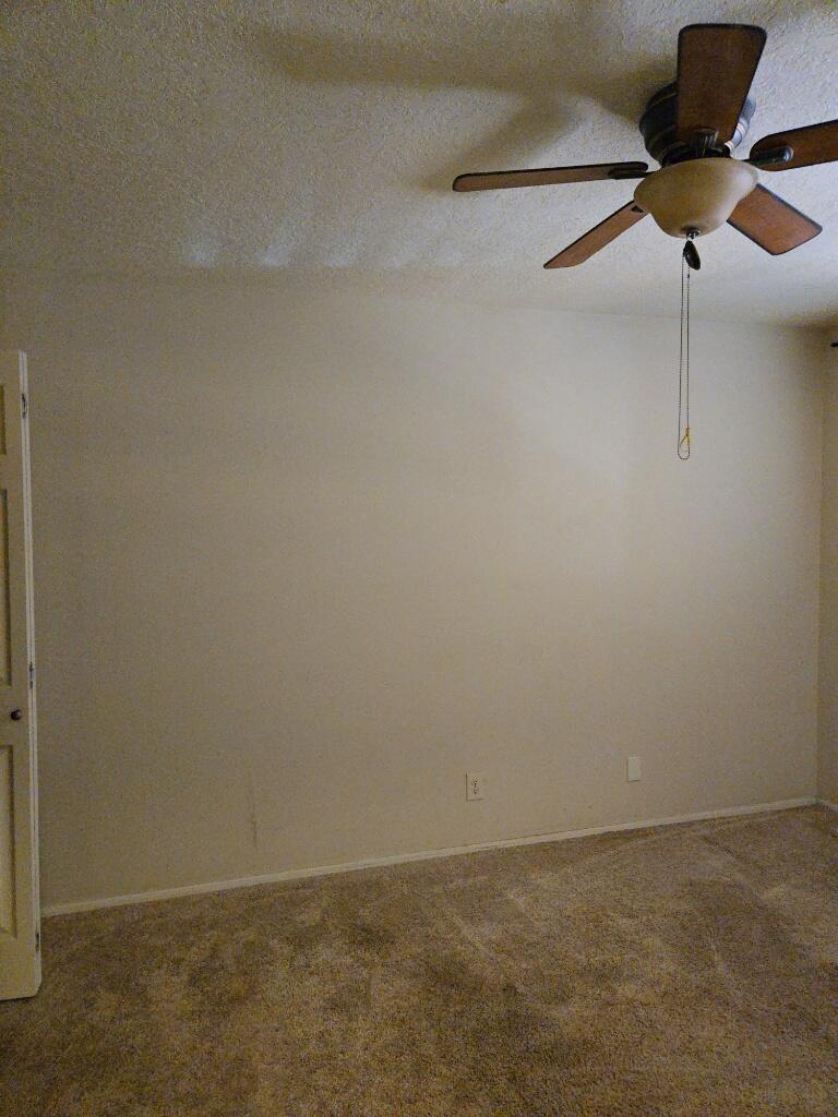 Photo 5 — 1324 Lil Avenue NE