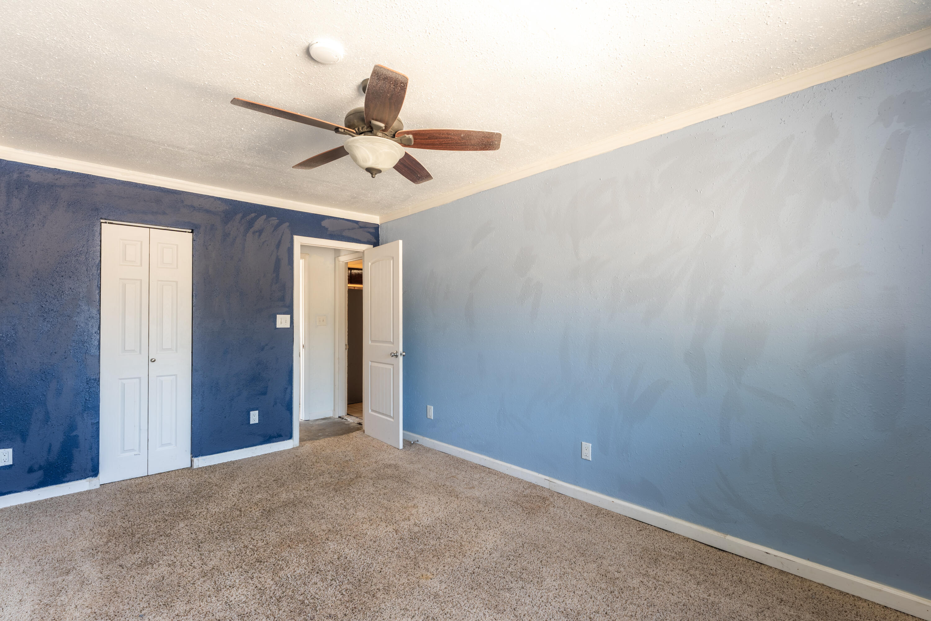 Photo 12 — 1212 Propps Street NE