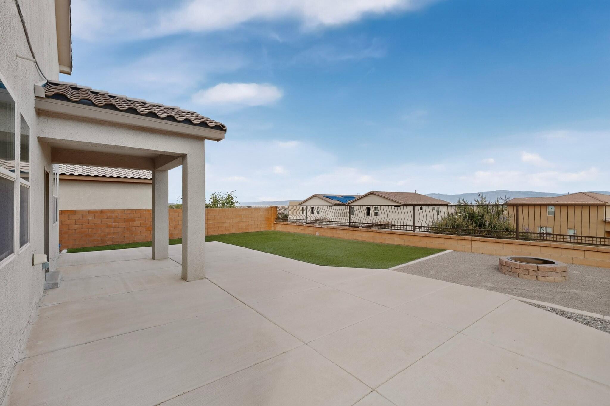 Photo 13 — 1729 Valle Vista Road NW