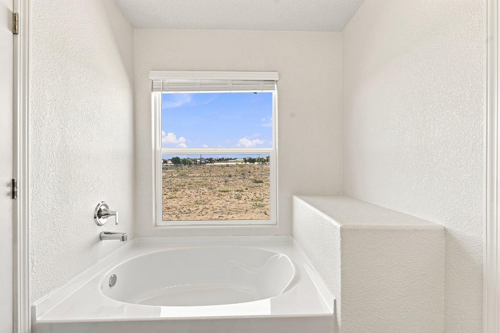 Photo 12 — 1277 Sage Road SW