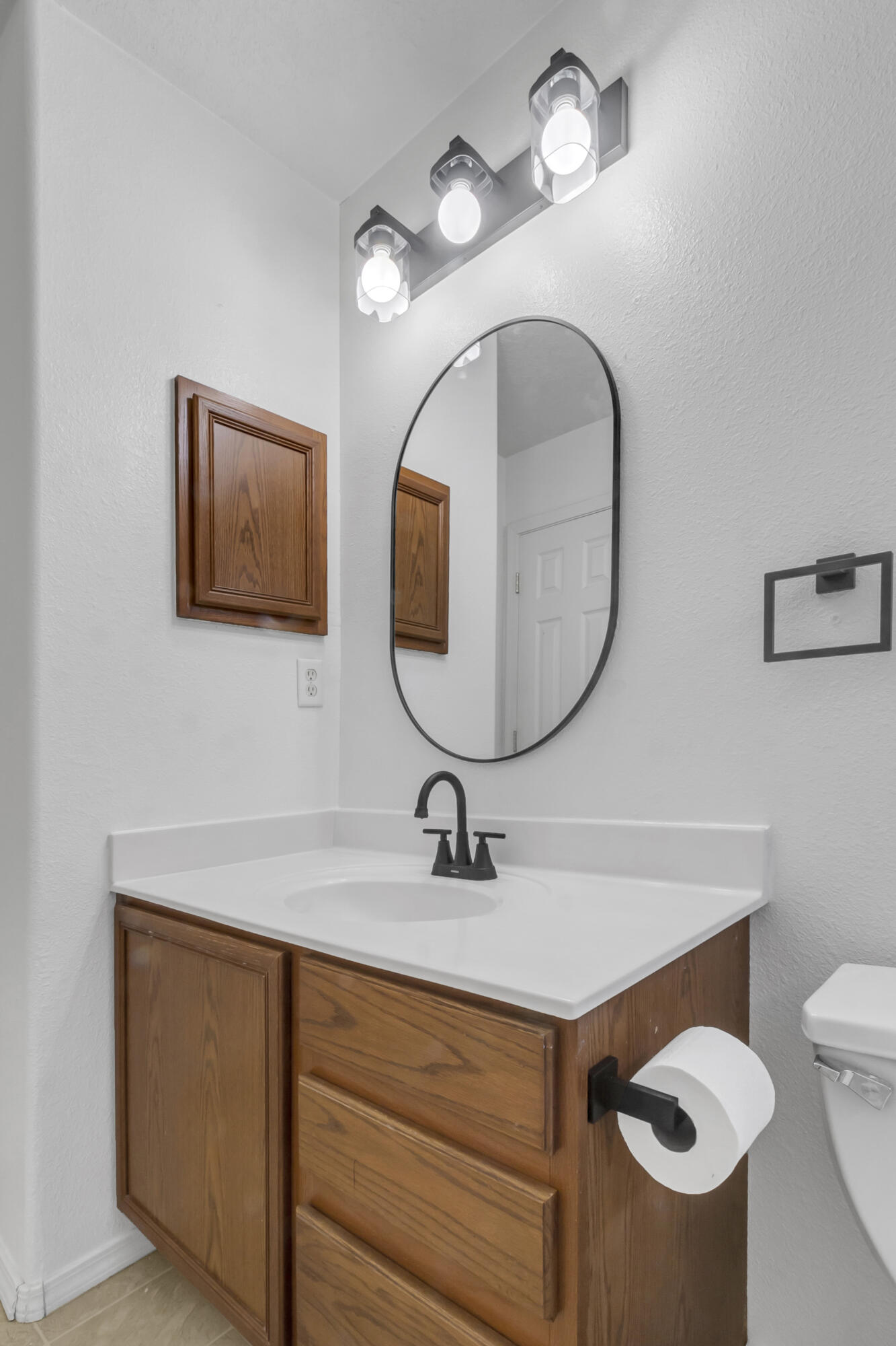Photo 17 — 2764 Jesse James Drive SW