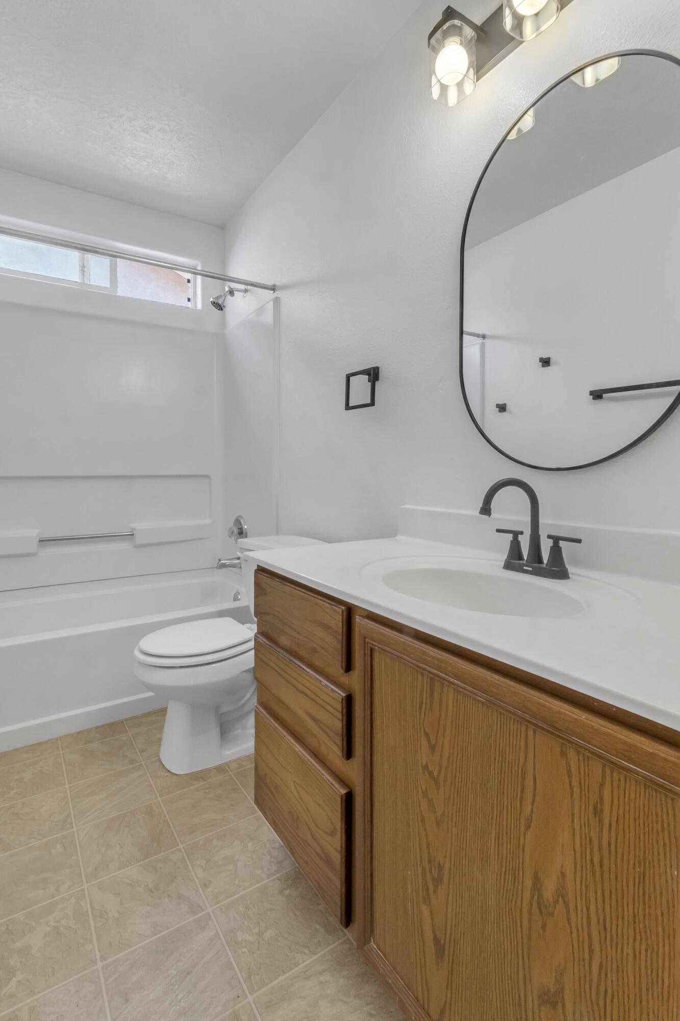 Photo 15 — 2764 Jesse James Drive SW