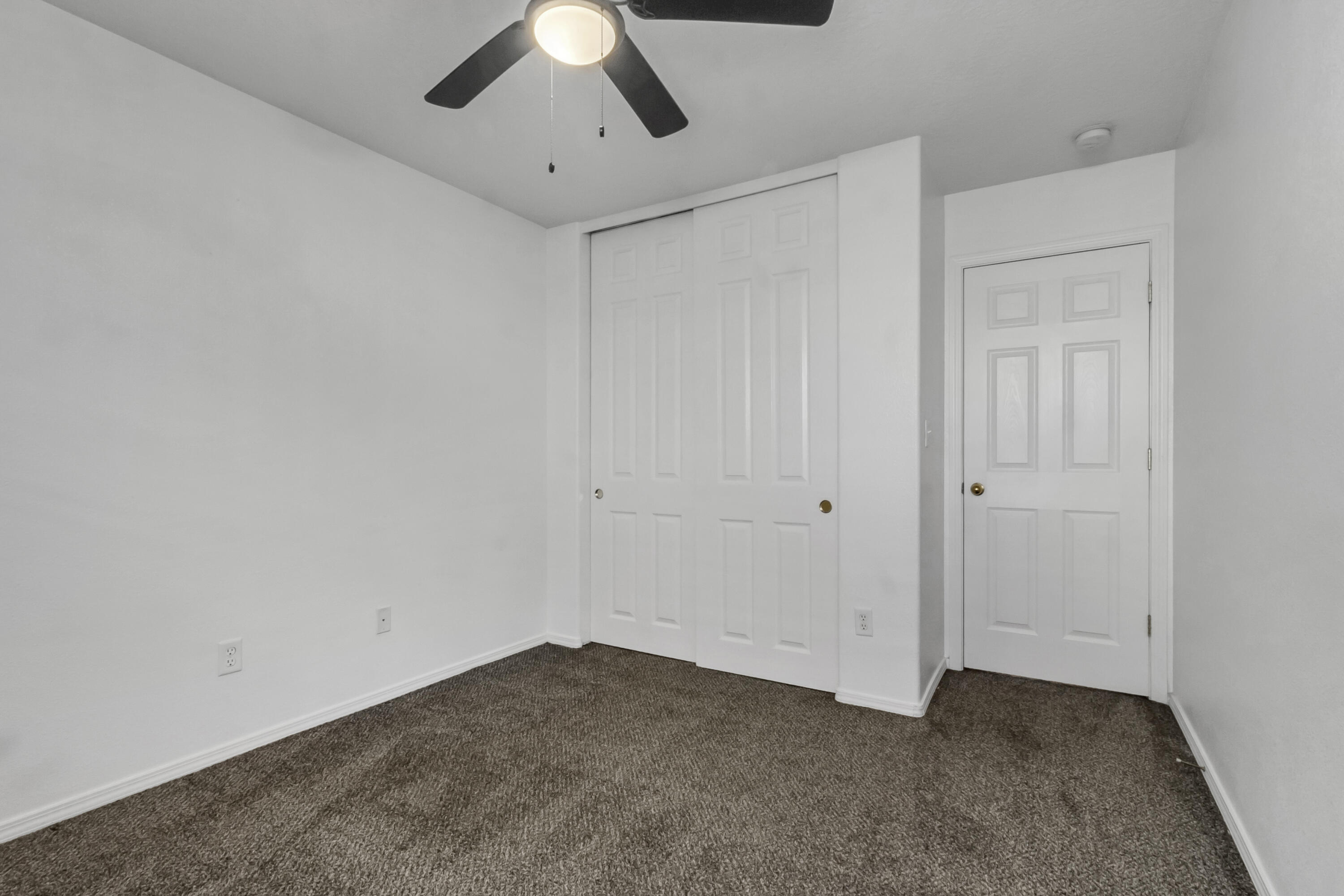 Photo 8 — 2764 Jesse James Drive SW
