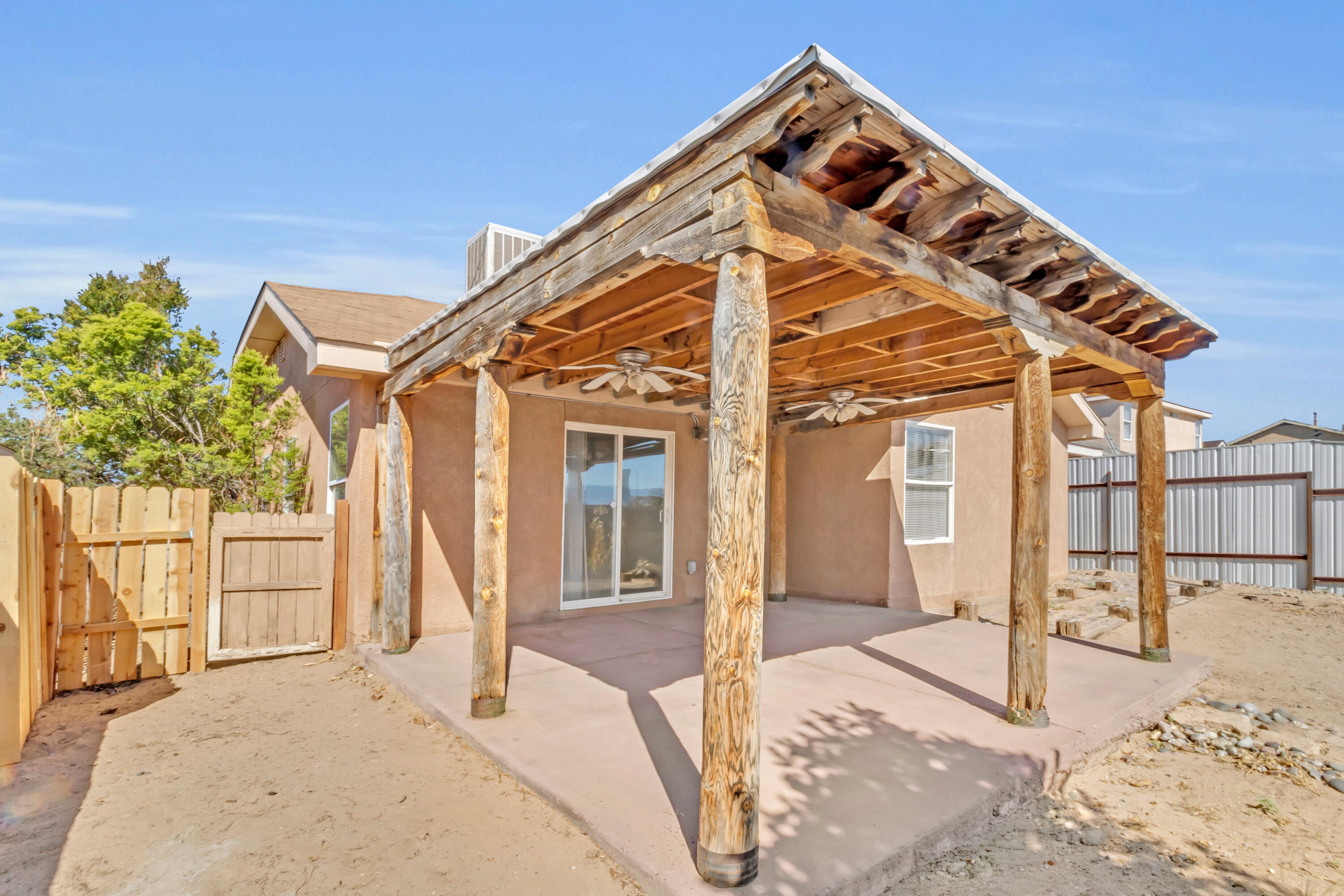 Photo 6 — 2764 Jesse James Drive SW