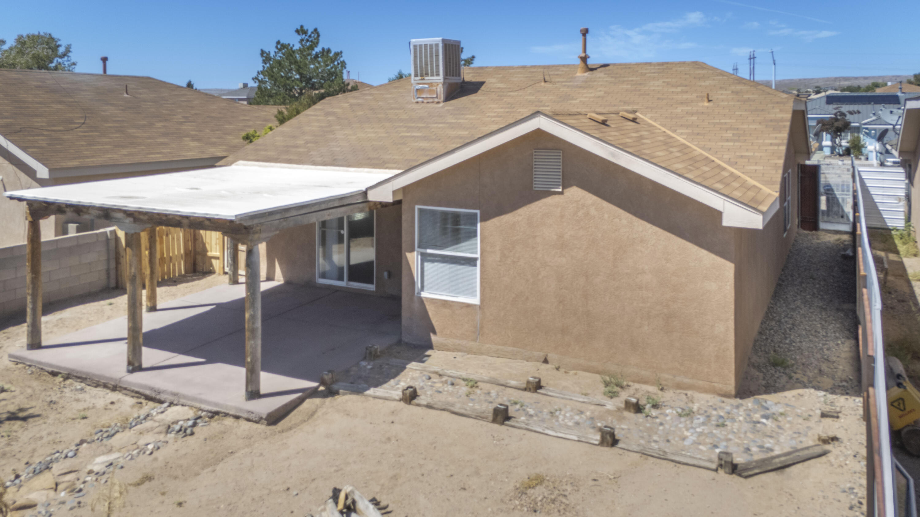 Photo 3 — 2764 Jesse James Drive SW
