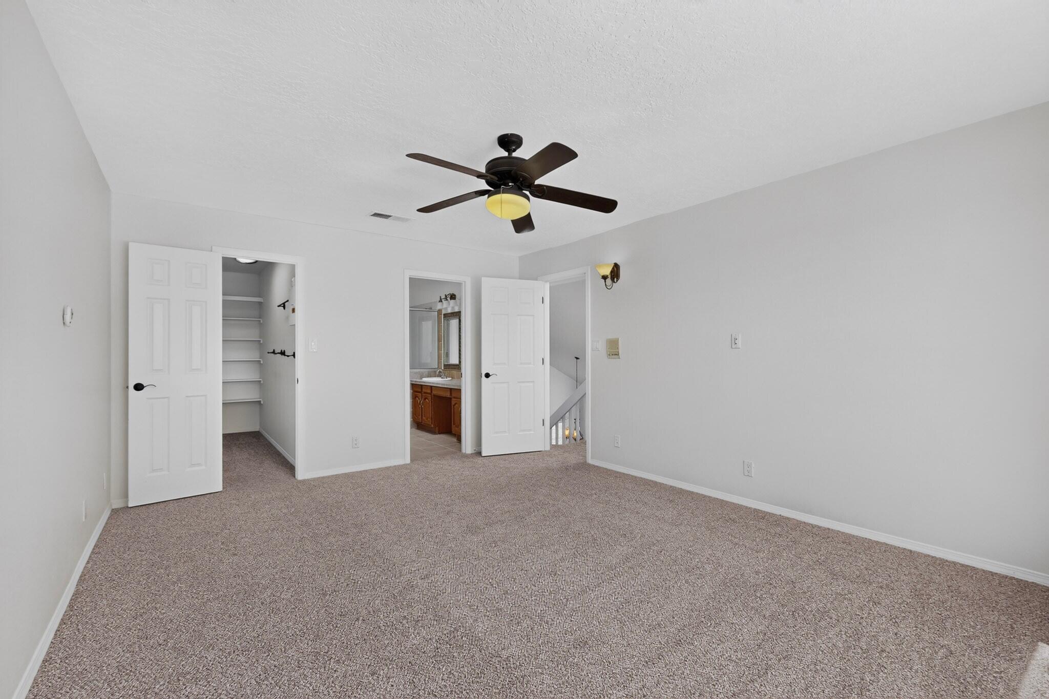 Photo 19 — 10701 Malaguena Lane NE