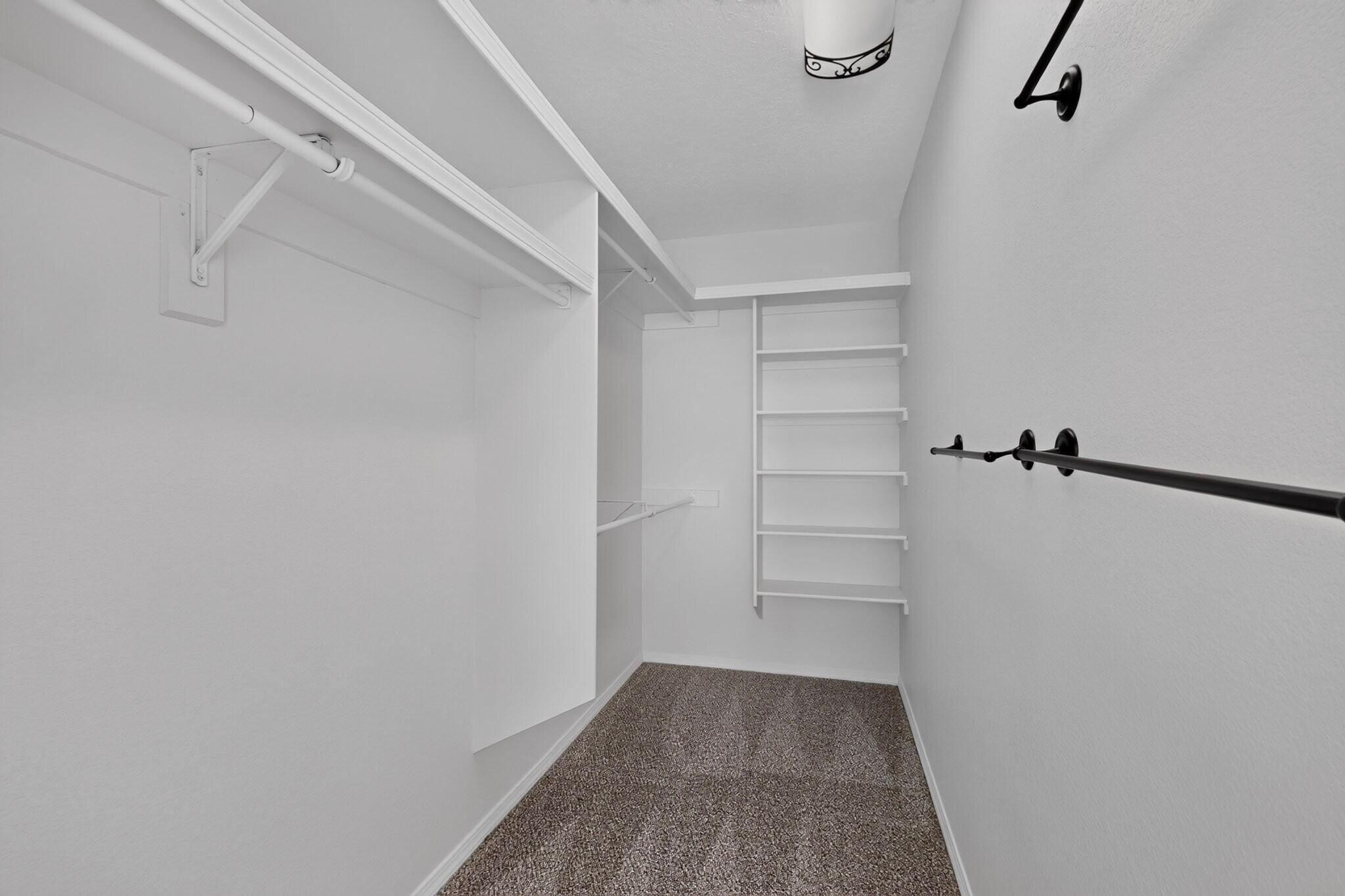 Photo 14 — 10701 Malaguena Lane NE