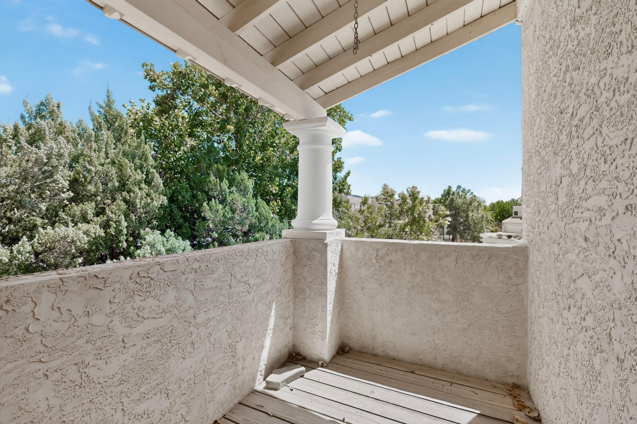 Photo 12 — 10701 Malaguena Lane NE