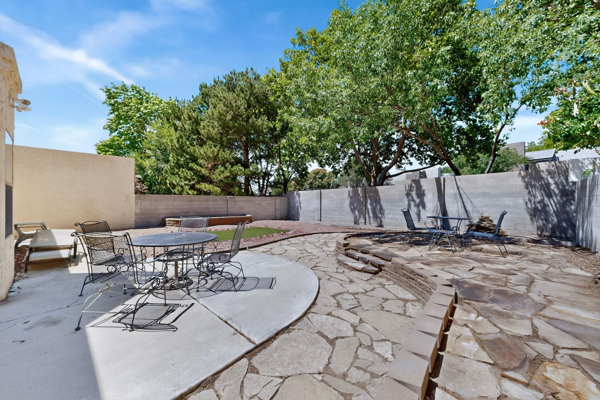 Photo 6 — 10701 Malaguena Lane NE