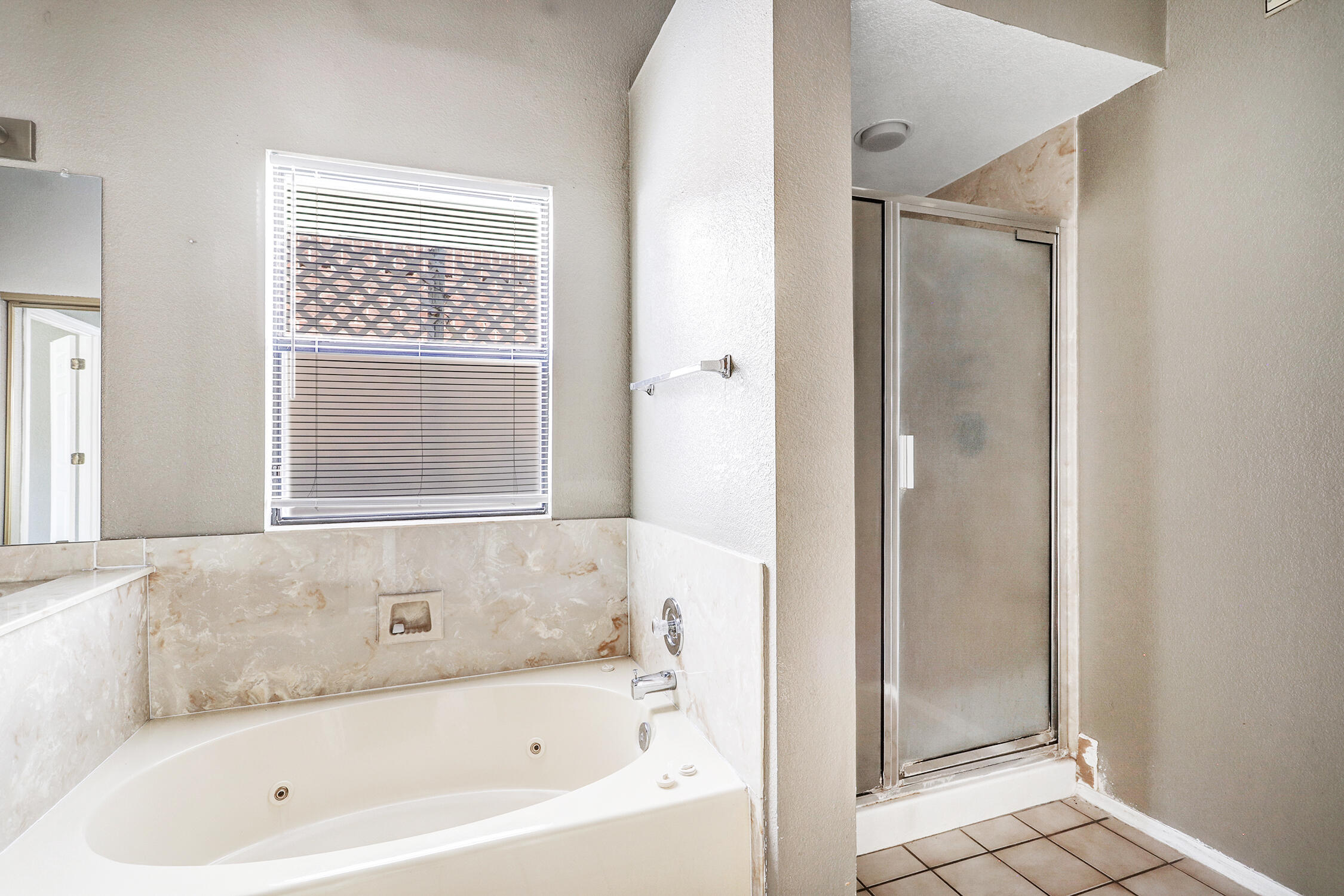 Photo 12 — 5305 Tamariz Drive NW