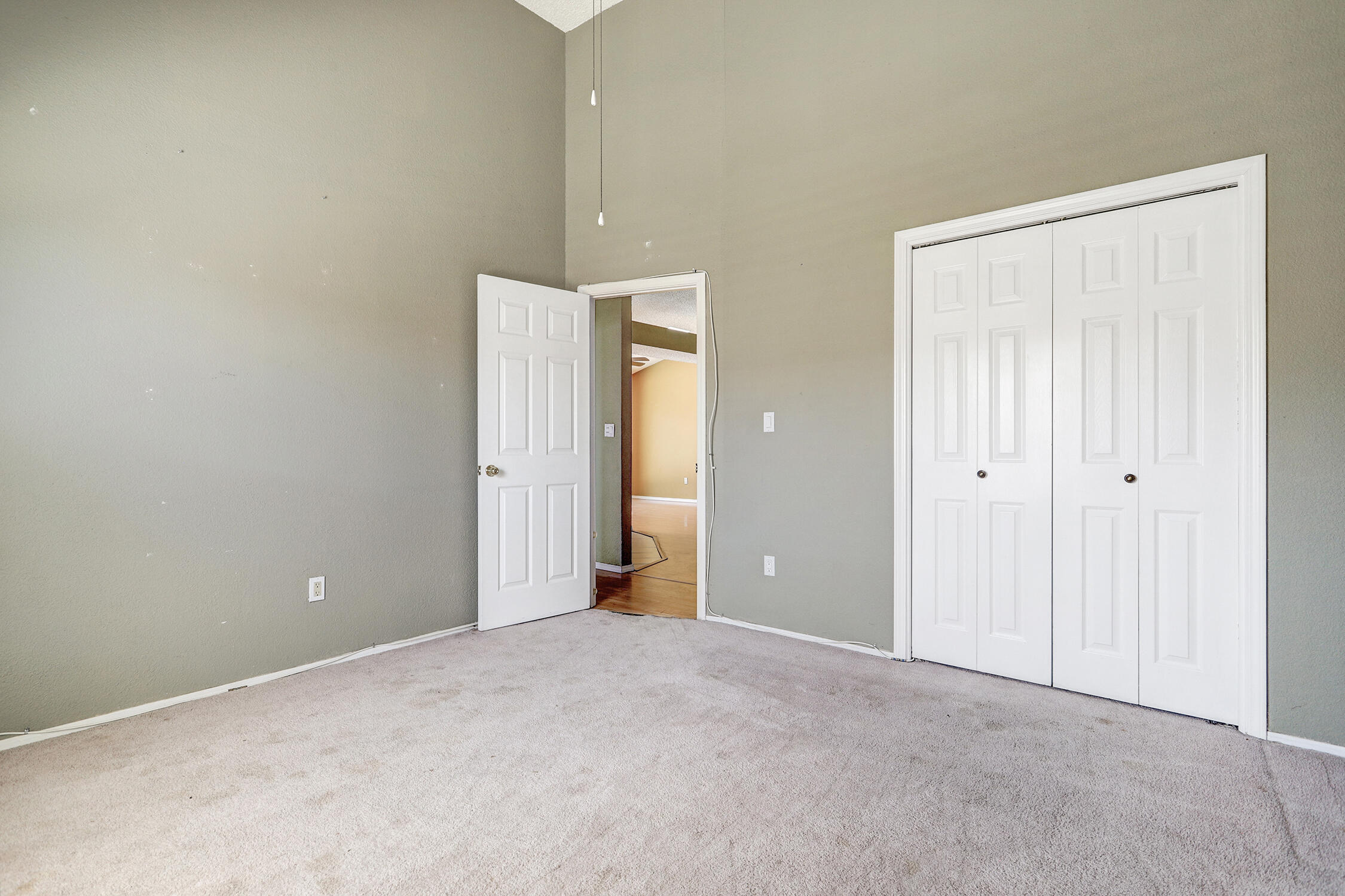 Photo 9 — 5305 Tamariz Drive NW